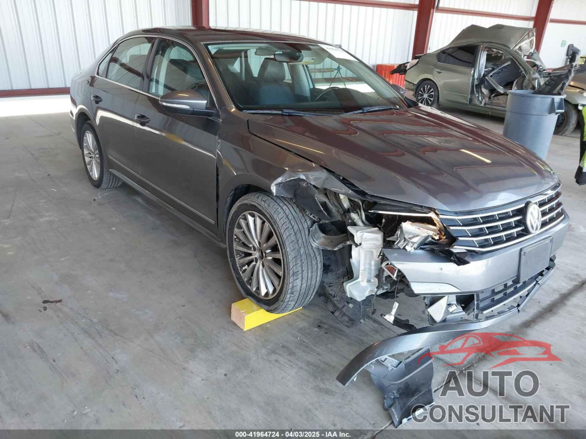 VOLKSWAGEN PASSAT 2016 - 1VWBT7A34GC002289