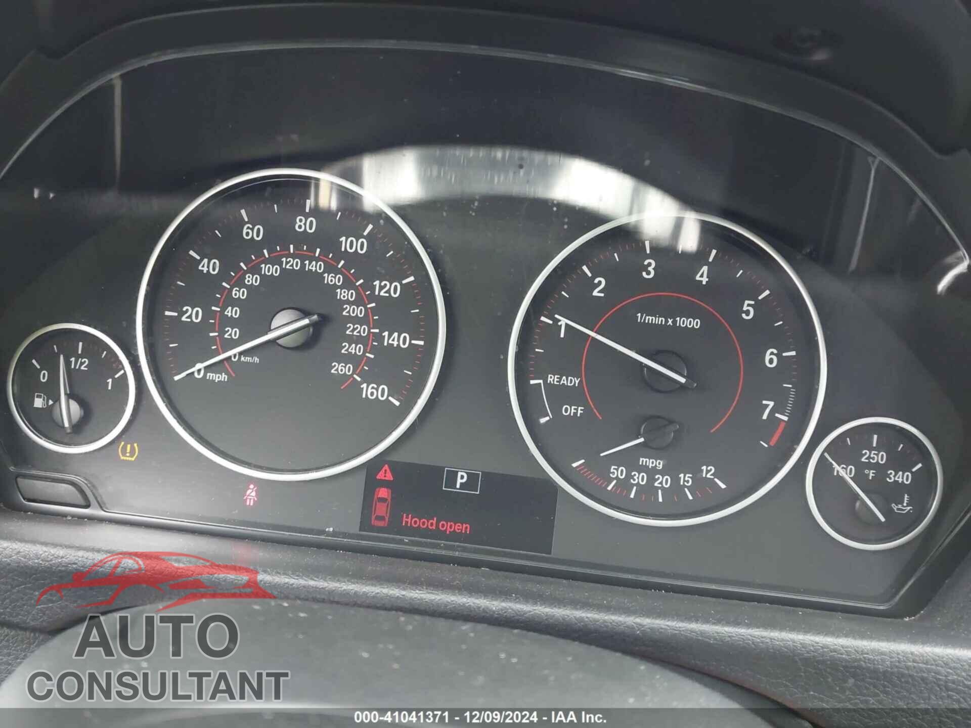 BMW 328I 2016 - WBA8E3G52GNU03043