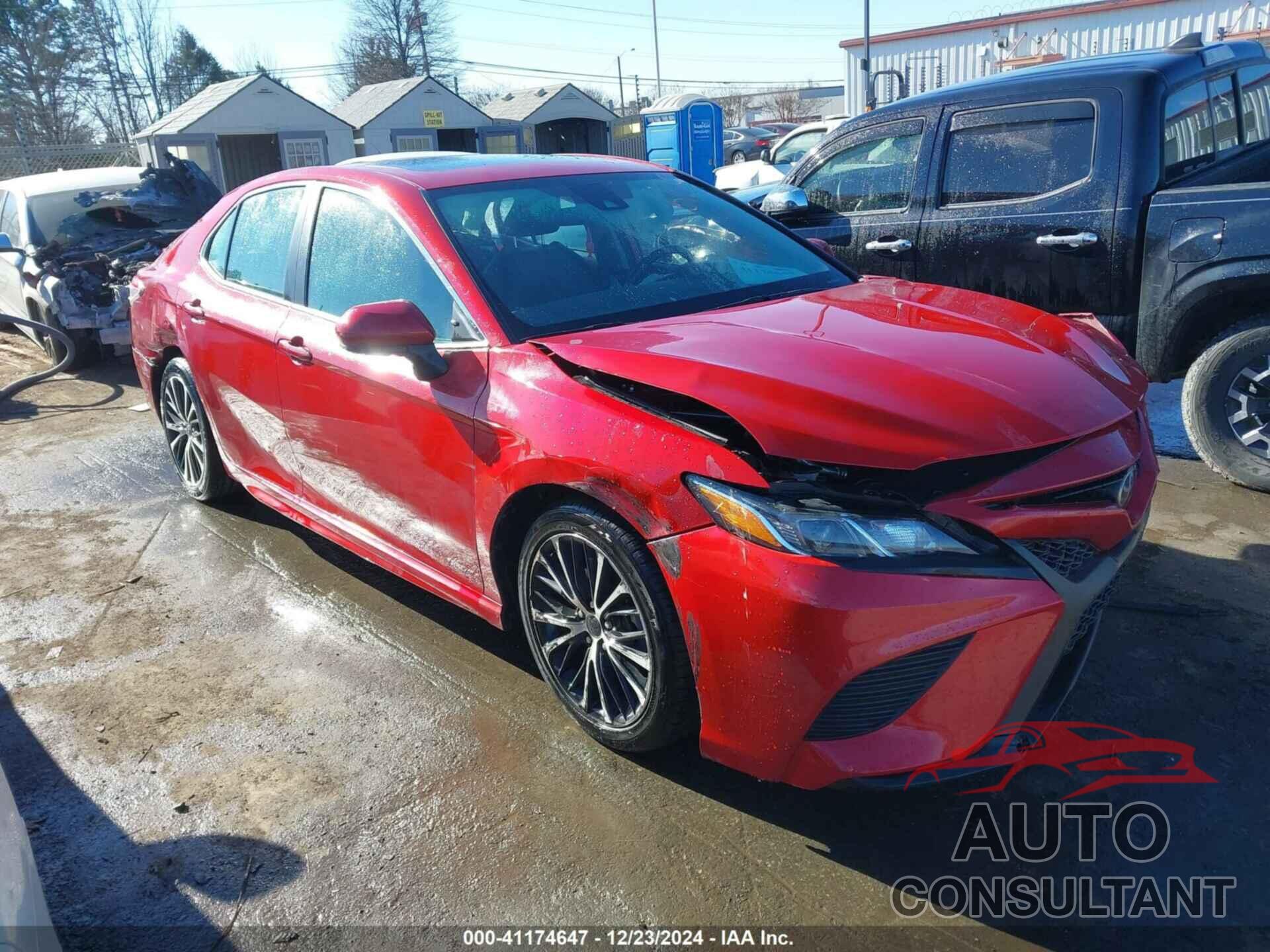 TOYOTA CAMRY 2019 - 4T1B11HK0KU196109