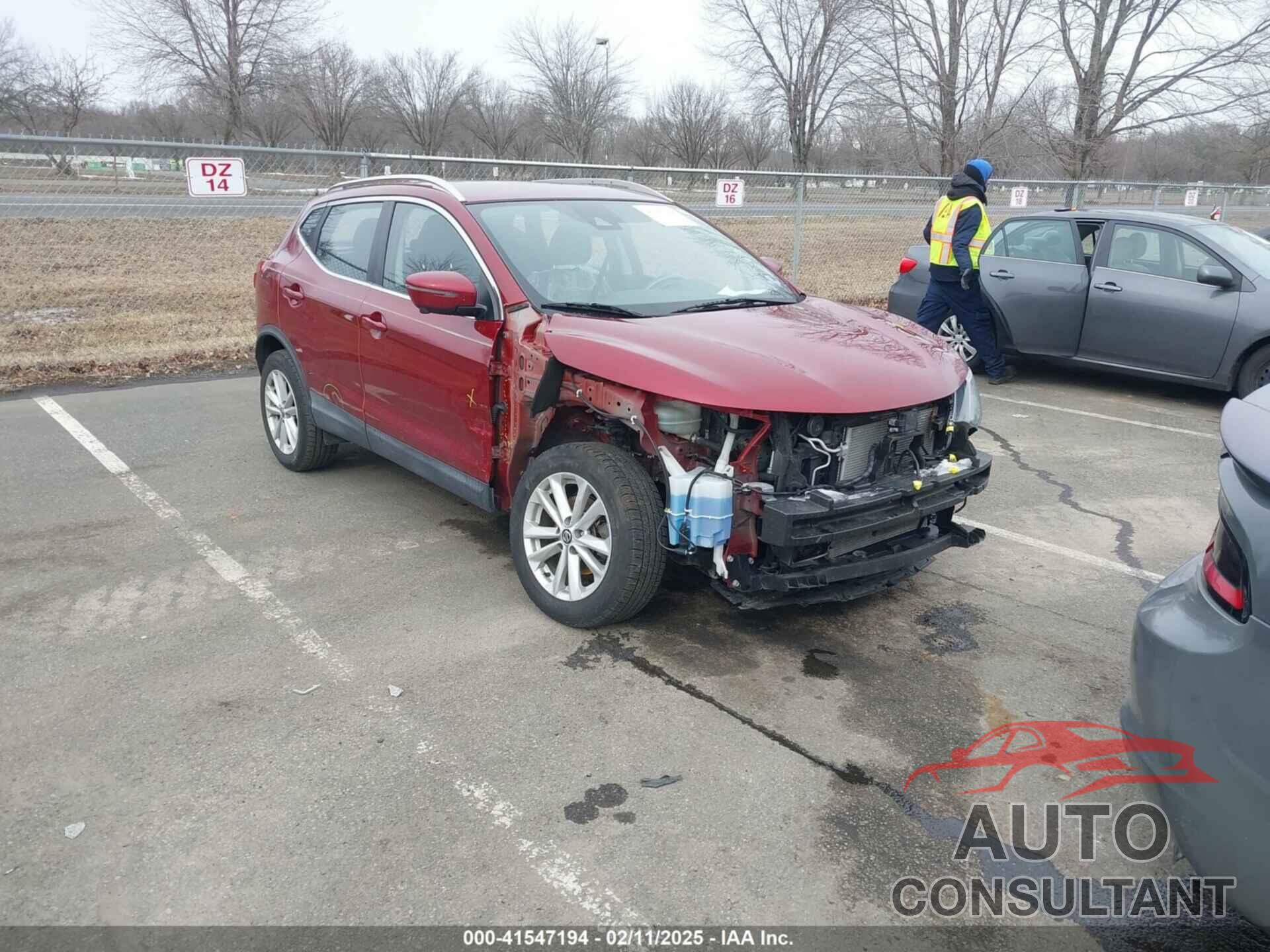 NISSAN ROGUE SPORT 2019 - JN1BJ1CR8KW311328