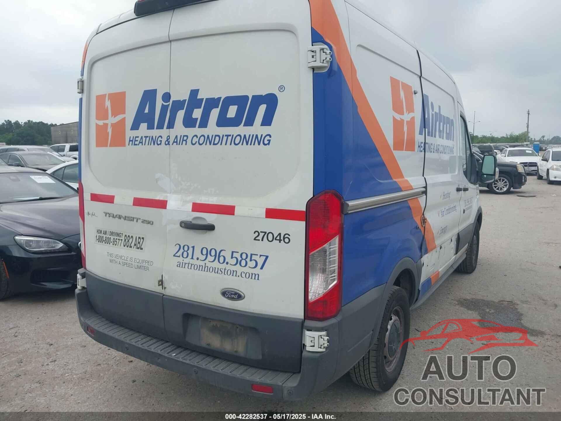 FORD TRANSIT-250 2018 - 1FTYR1CM1JKA69797