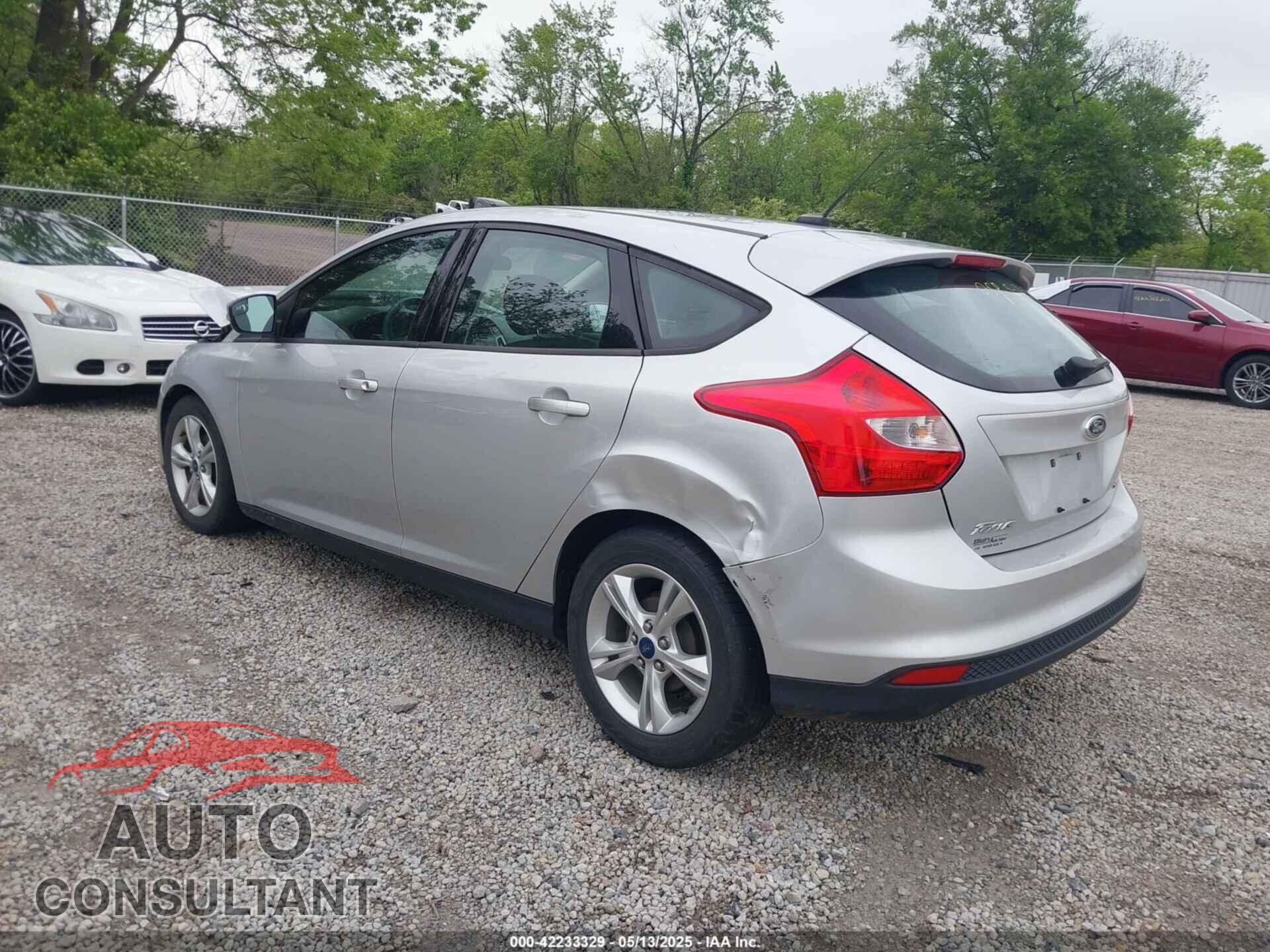 FORD FOCUS 2014 - 1FADP3K27EL374971