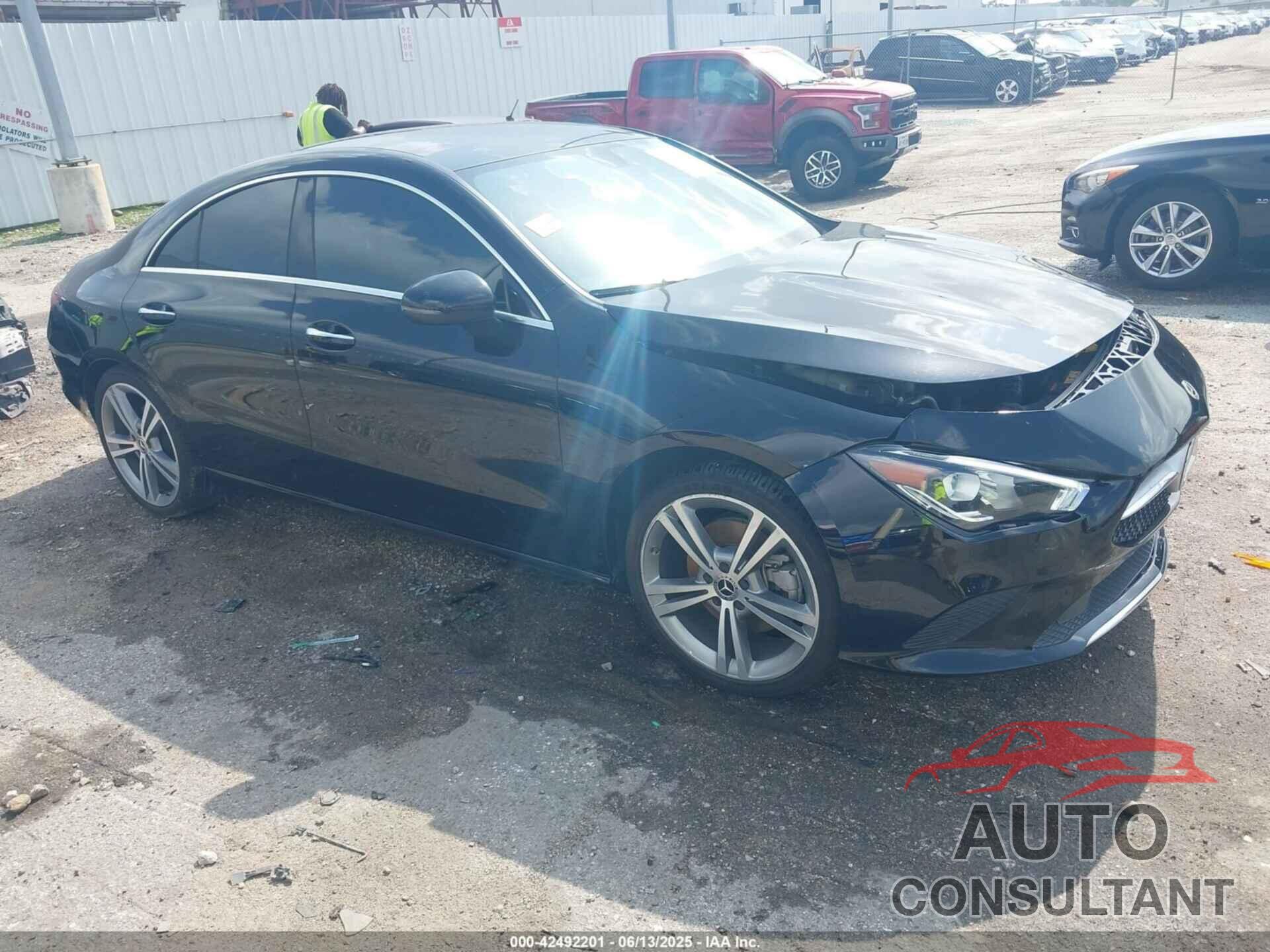 MERCEDES-BENZ CLA 250 2021 - W1K5J4GB7MN186247
