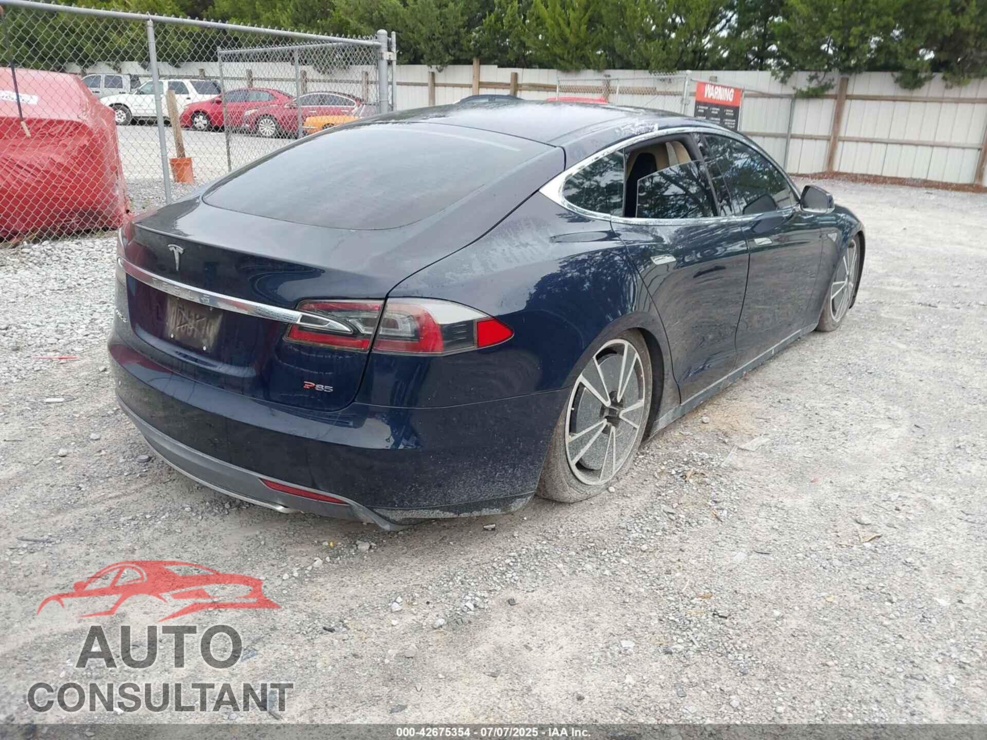 TESLA MODEL S 2013 - 5YJSA1DP3DFP06177