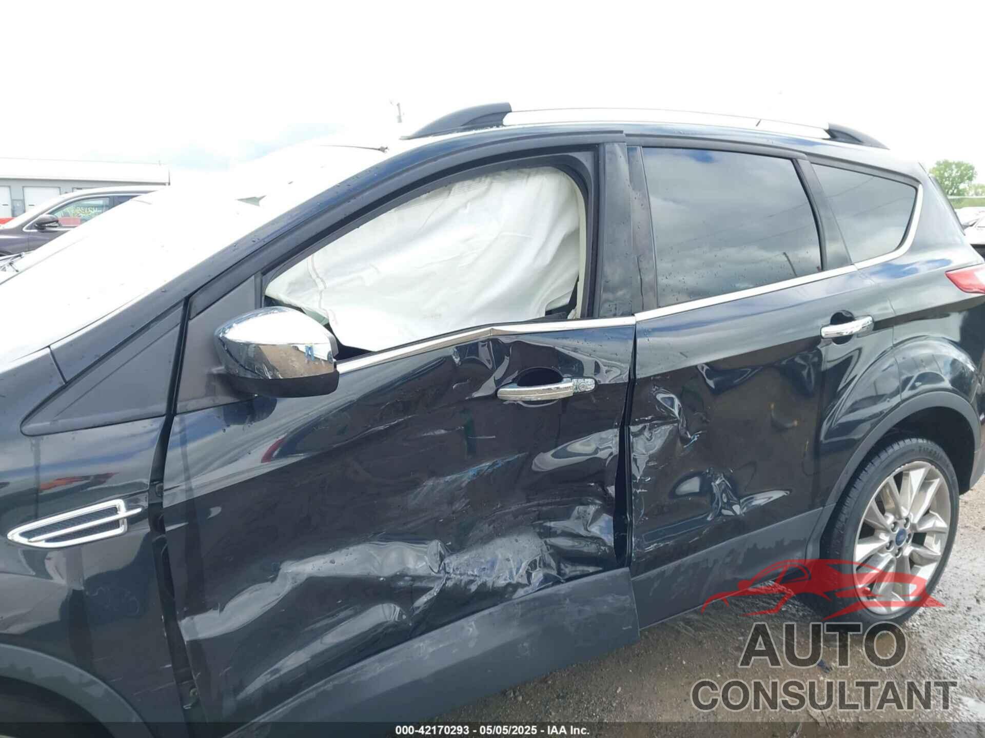 FORD ESCAPE 2015 - 1FMCU9GXXFUB23147