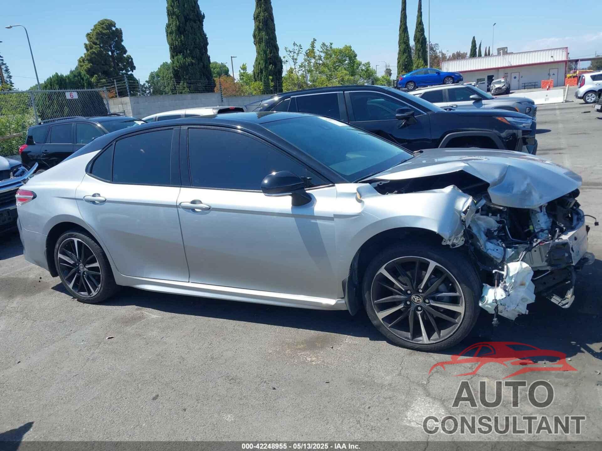 TOYOTA CAMRY 2020 - 4T1K61AK5LU381320