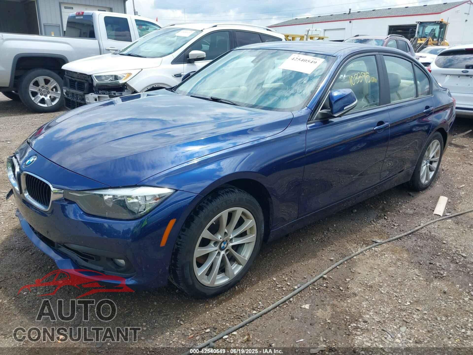 BMW 320I 2016 - WBA8E1G55GNU11867