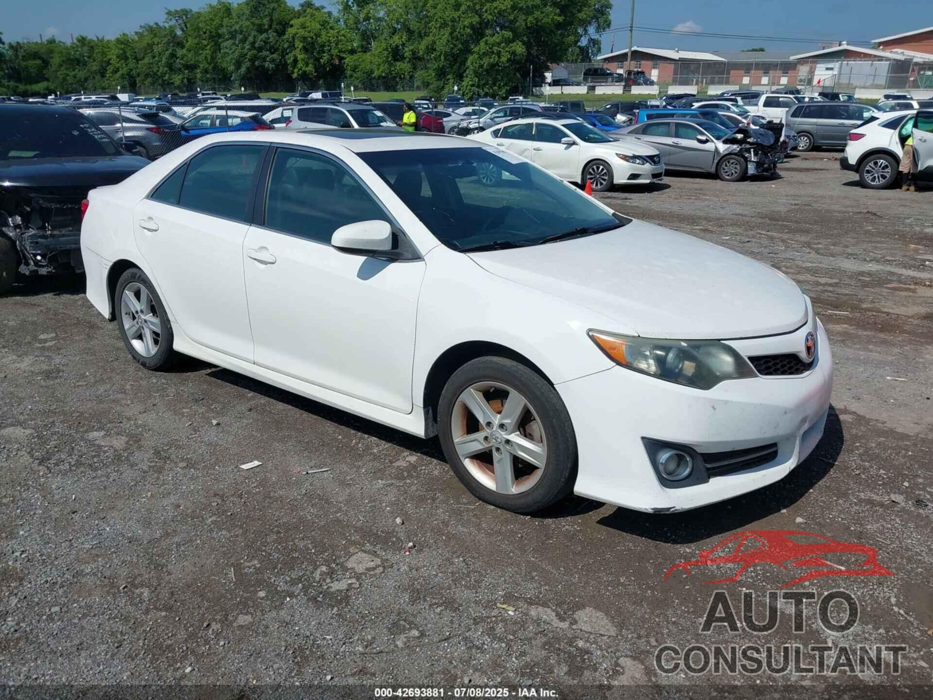 TOYOTA CAMRY 2014 - 4T1BF1FK5EU449739