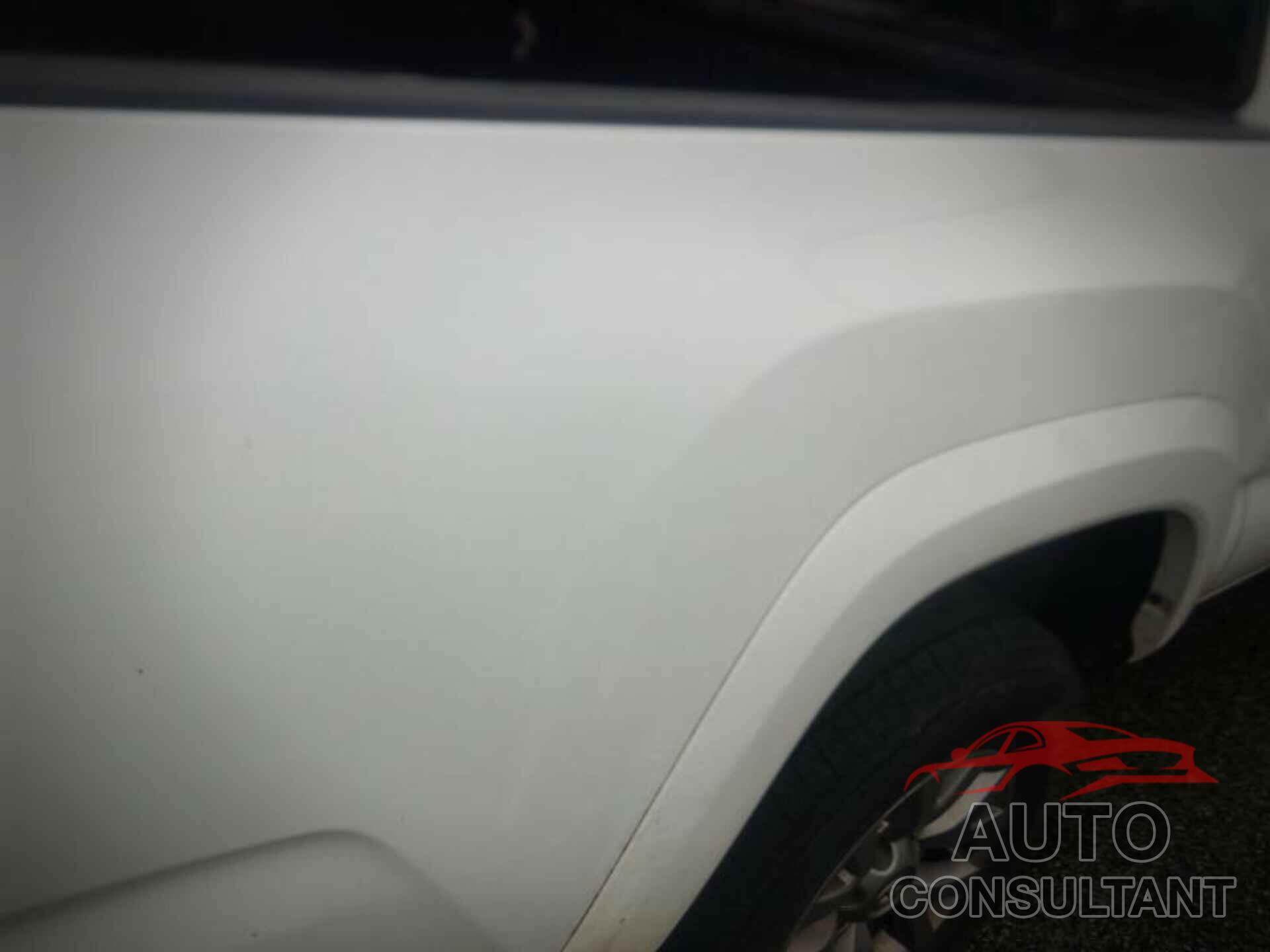 TOYOTA TACOMA 2017 - 5TFCZ5AN5HX102679