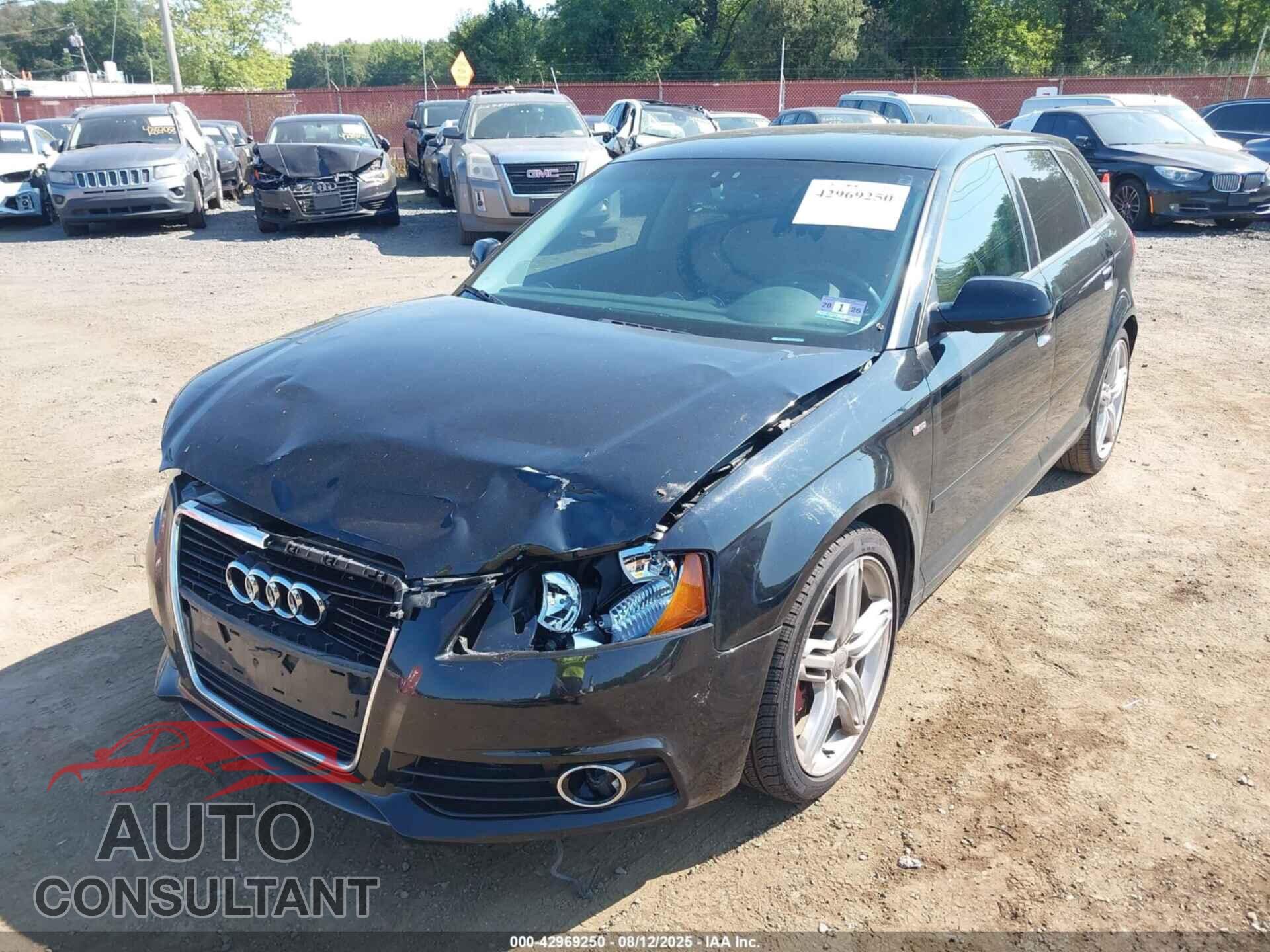 AUDI A3 2012 - WAUBJAFM7CA101845