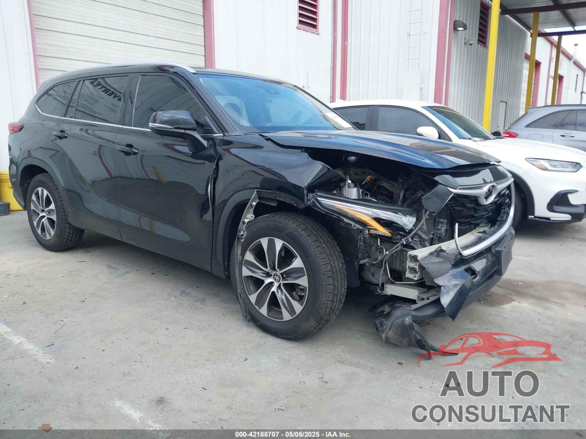 TOYOTA HIGHLANDER 2022 - 5TDGZRAH9NS544837