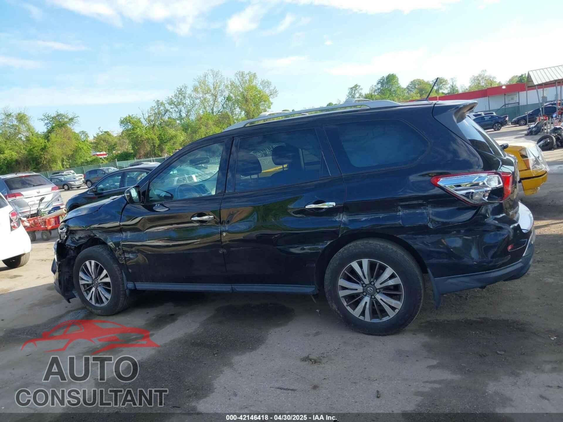 NISSAN PATHFINDER 2018 - 5N1DR2MM2JC630078