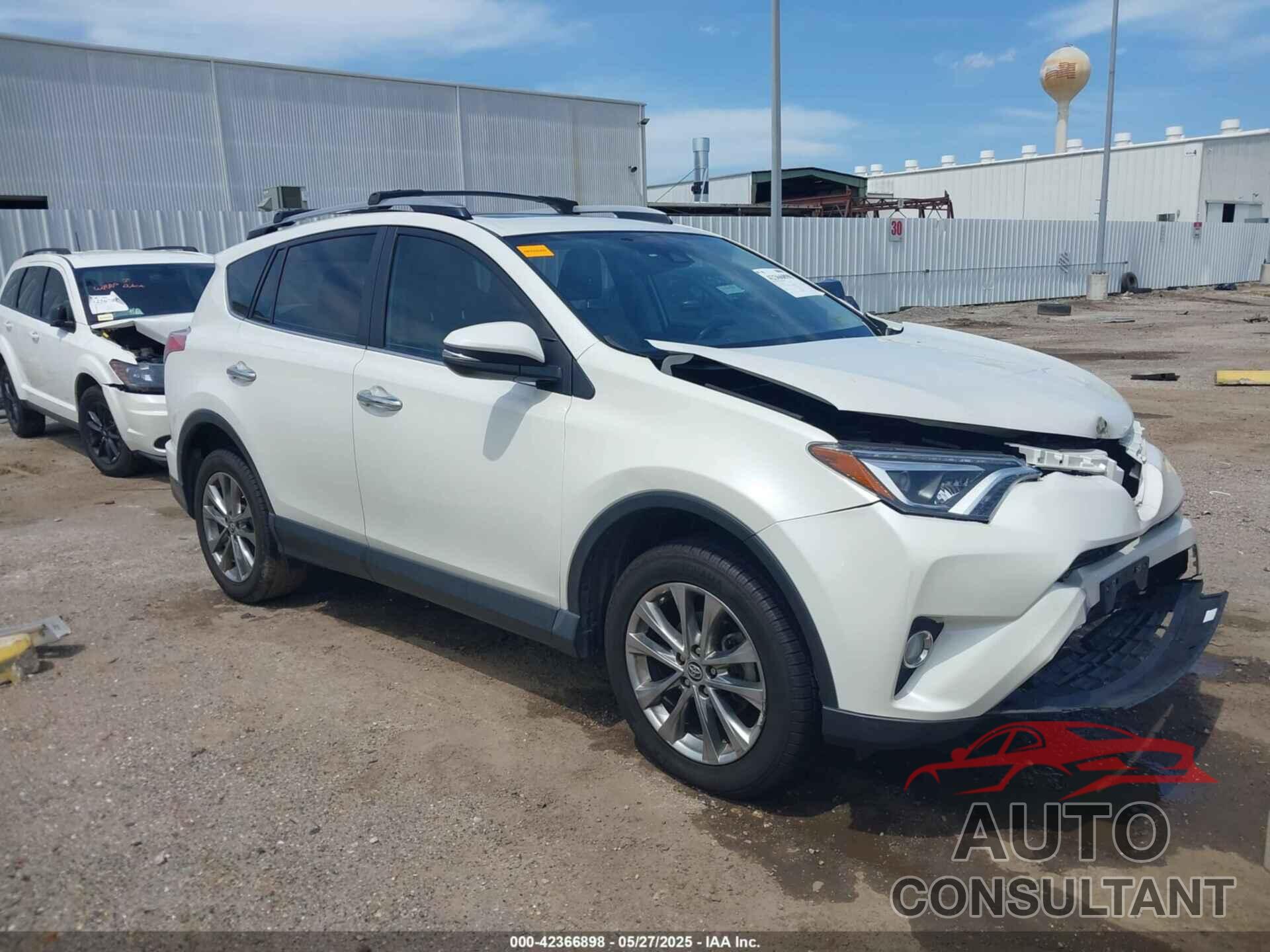 TOYOTA RAV4 2017 - JTMYFREV0HJ721547