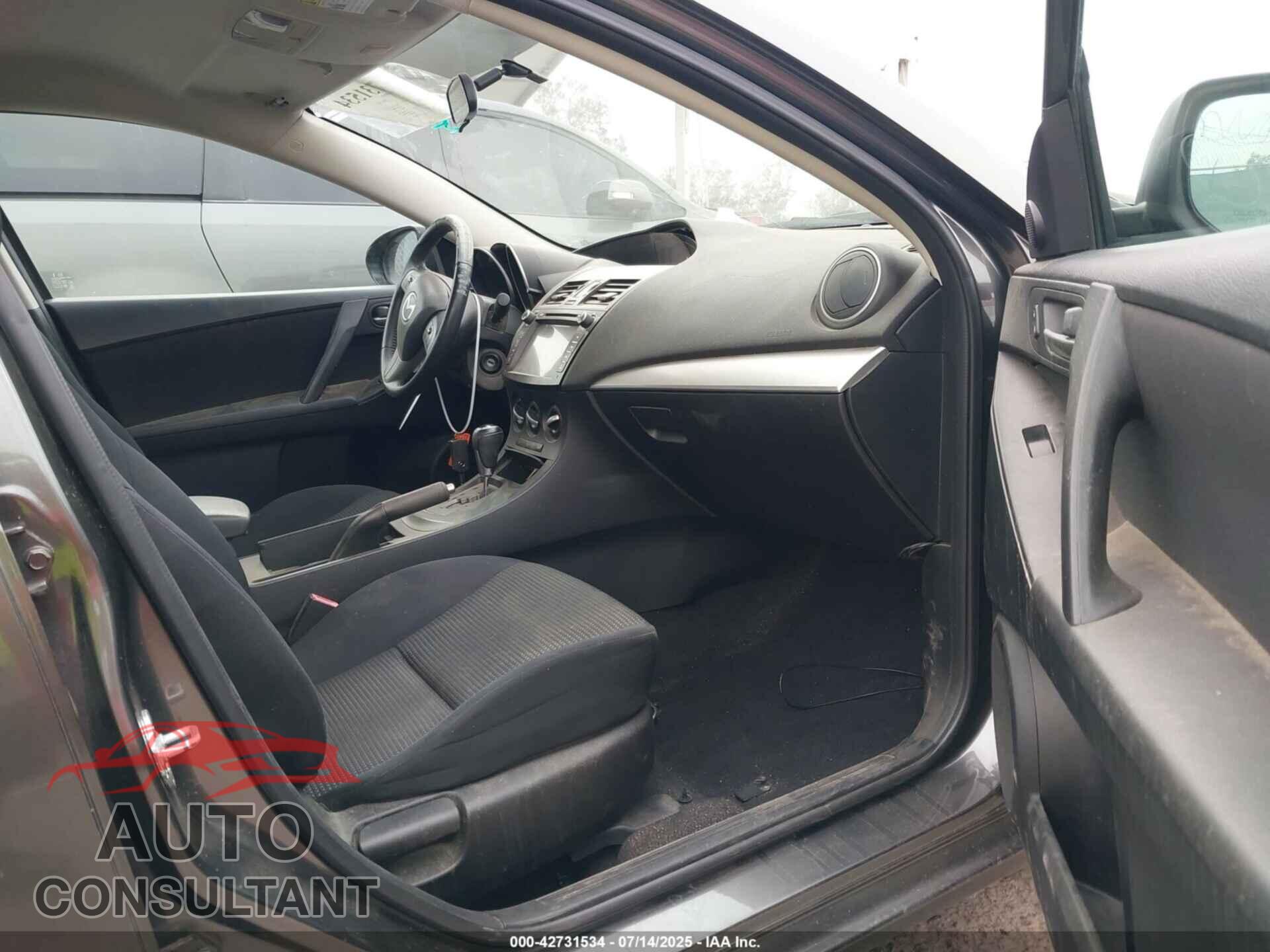 MAZDA MAZDA3 2012 - JM1BL1V87C1545678