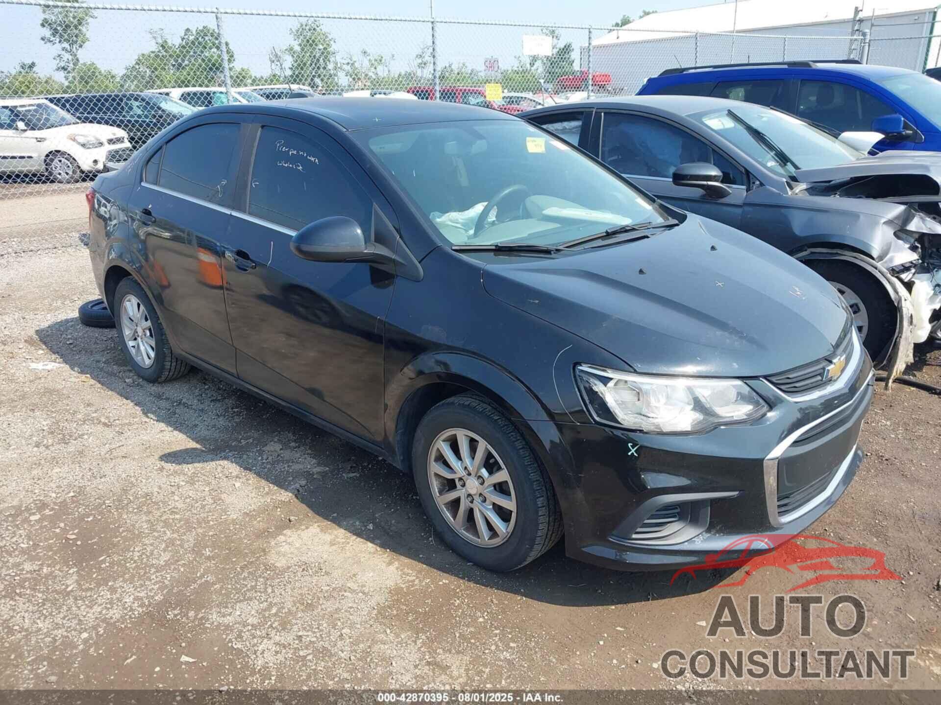 CHEVROLET SONIC 2017 - 1G1JD5SH4H4173610