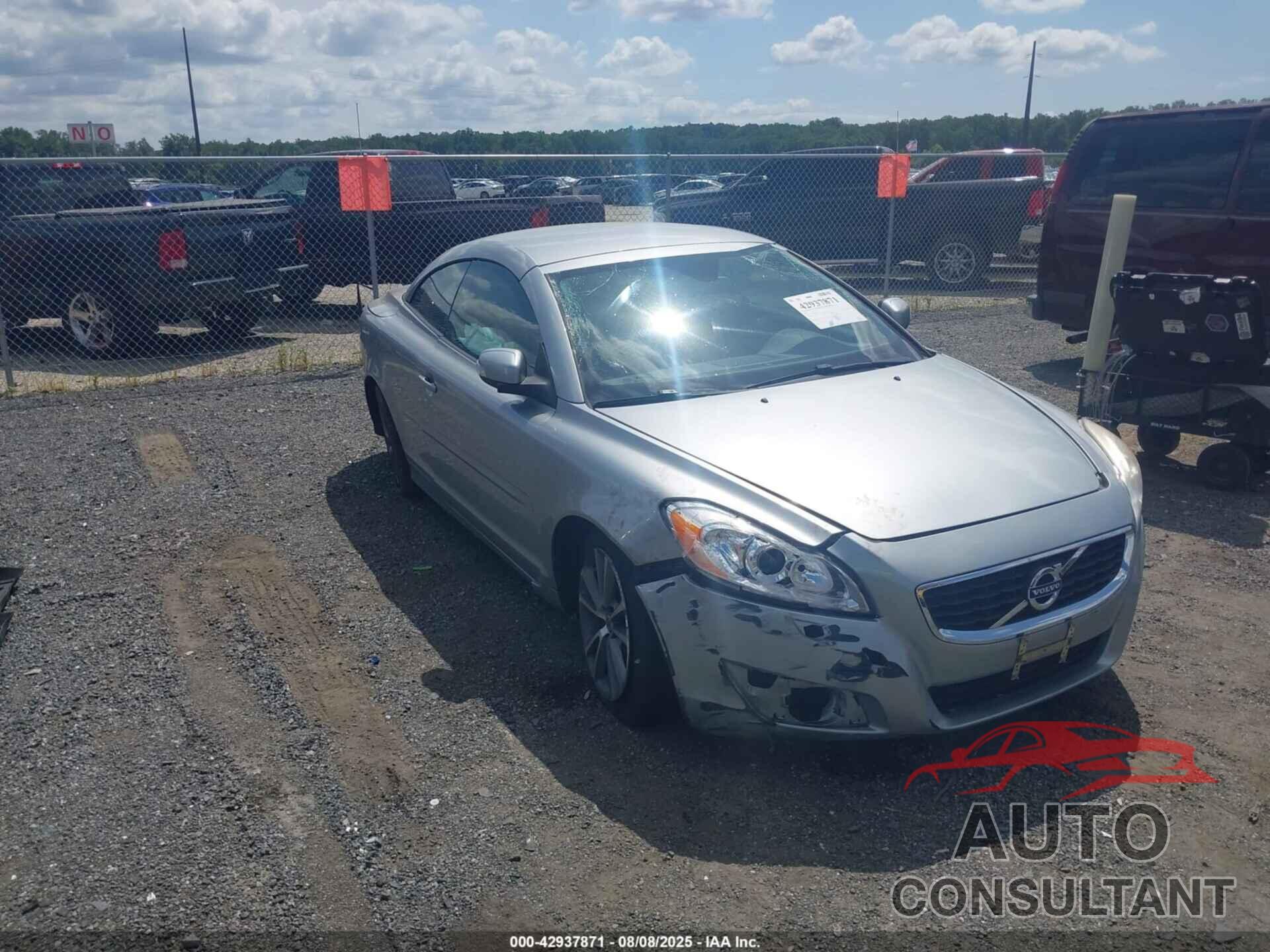 VOLVO C70 2011 - YV1672MCXBJ118831