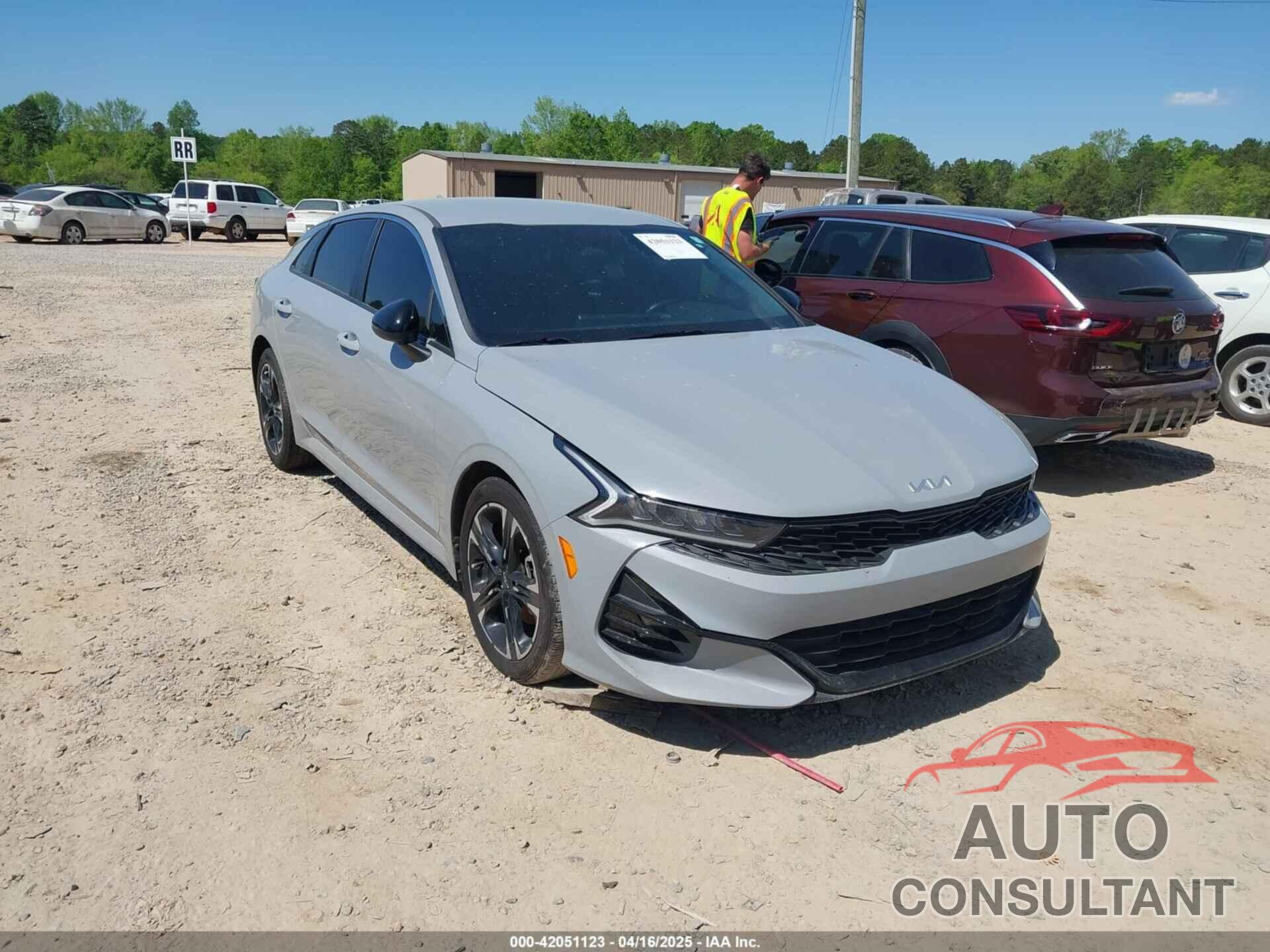 KIA K5 2022 - 5XXG64J23NG156401