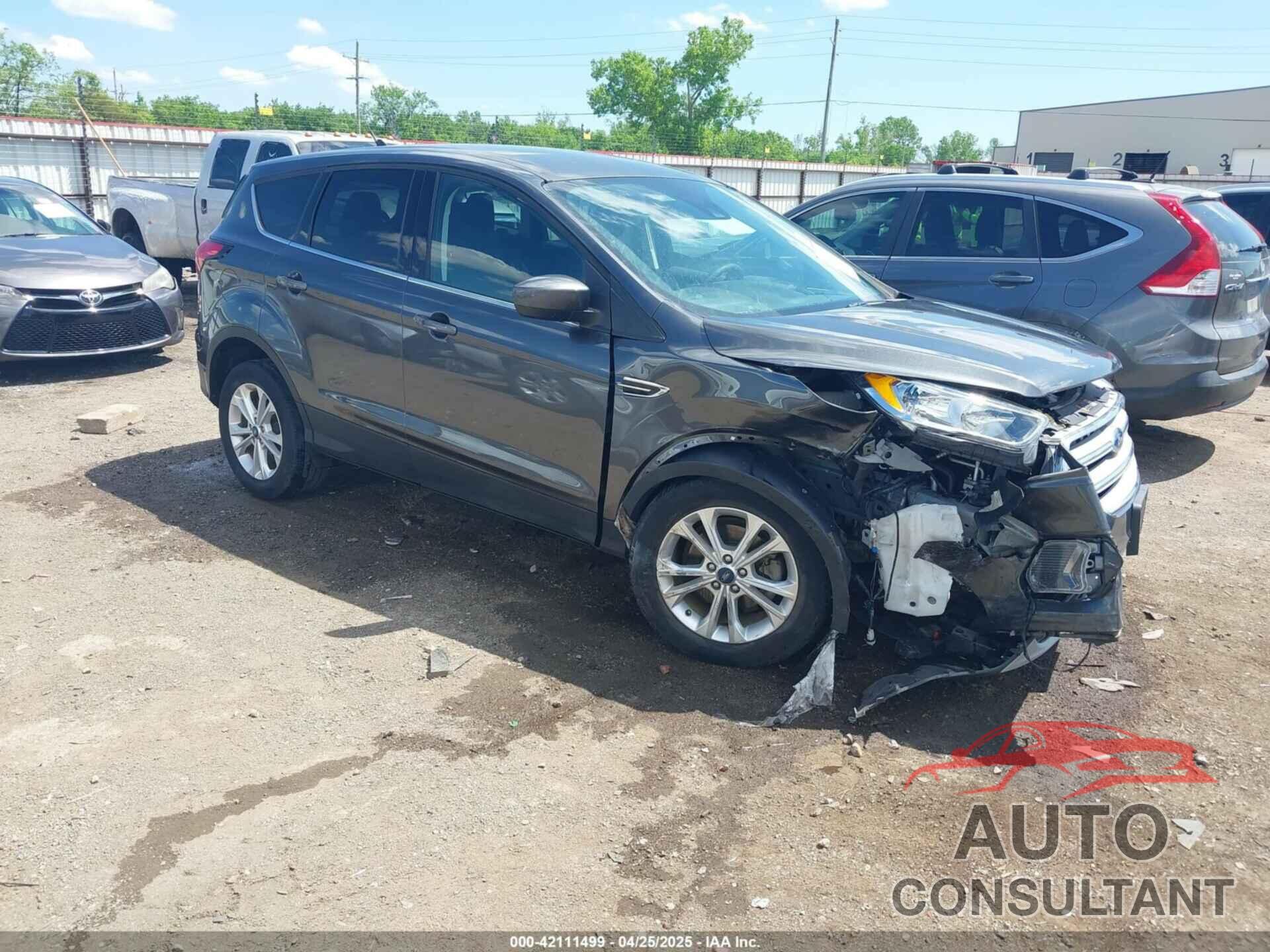 FORD ESCAPE 2019 - 1FMCU0GDXKUB49503