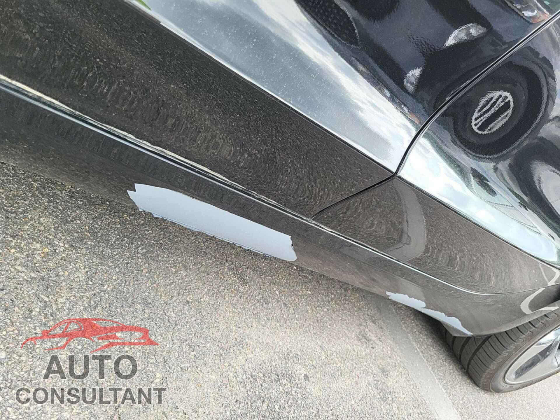 TESLA MODEL 3 2019 - 5YJ3E1EB0KF199215