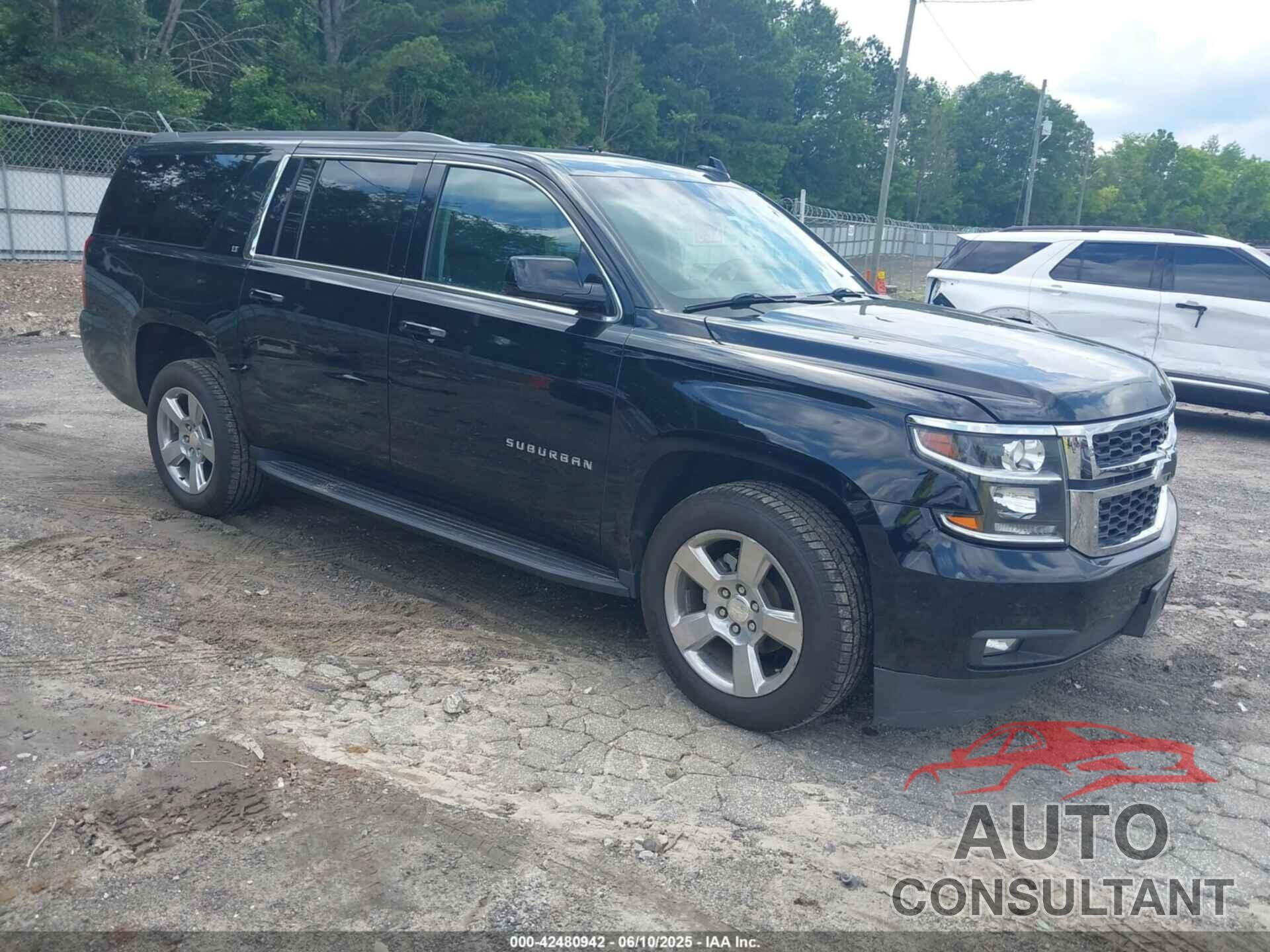 CHEVROLET SUBURBAN 2019 - 1GNSCHKC6KR271981