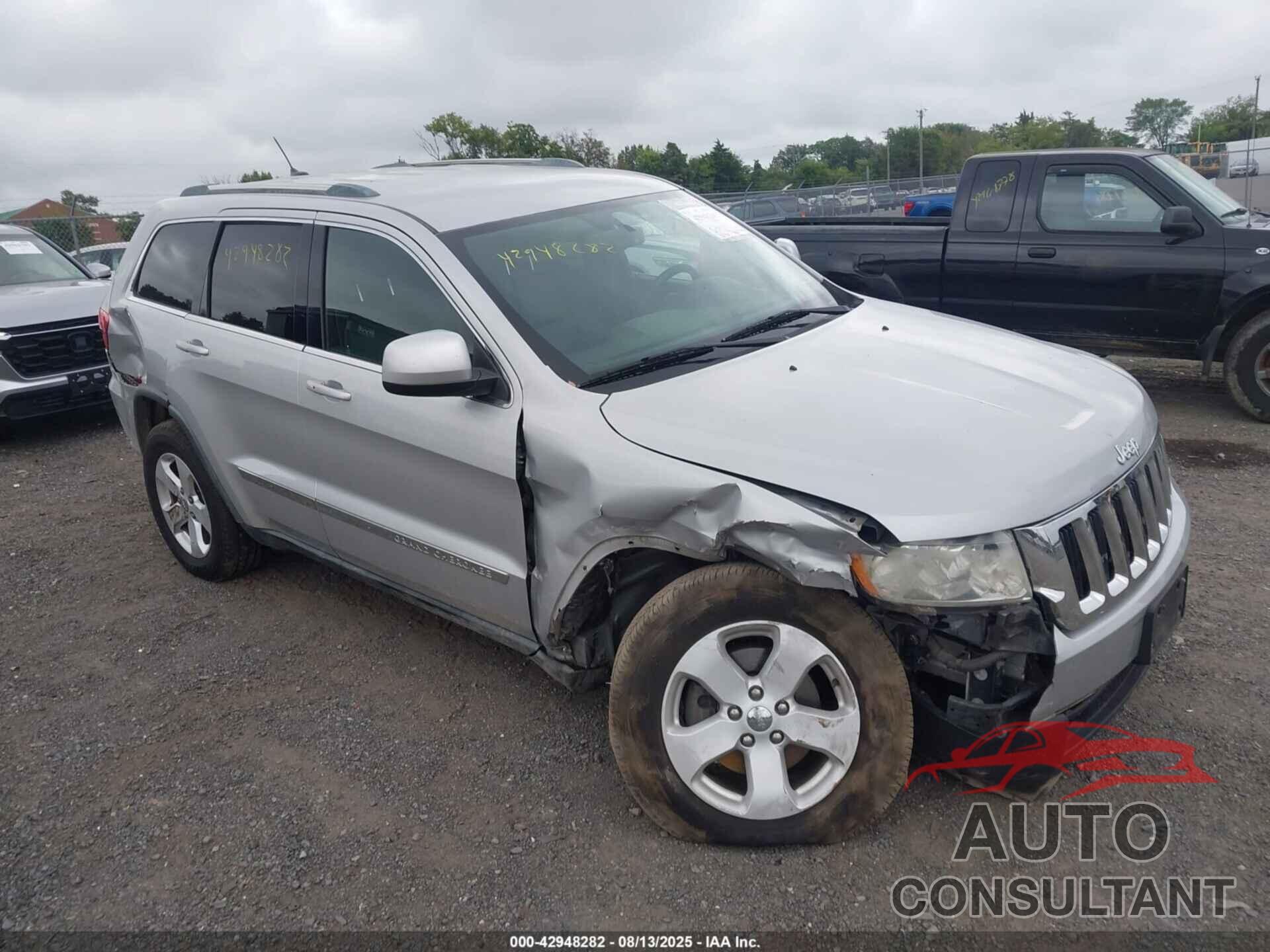 JEEP GRAND CHEROKEE 2011 - 1J4RR4GG7BC734637