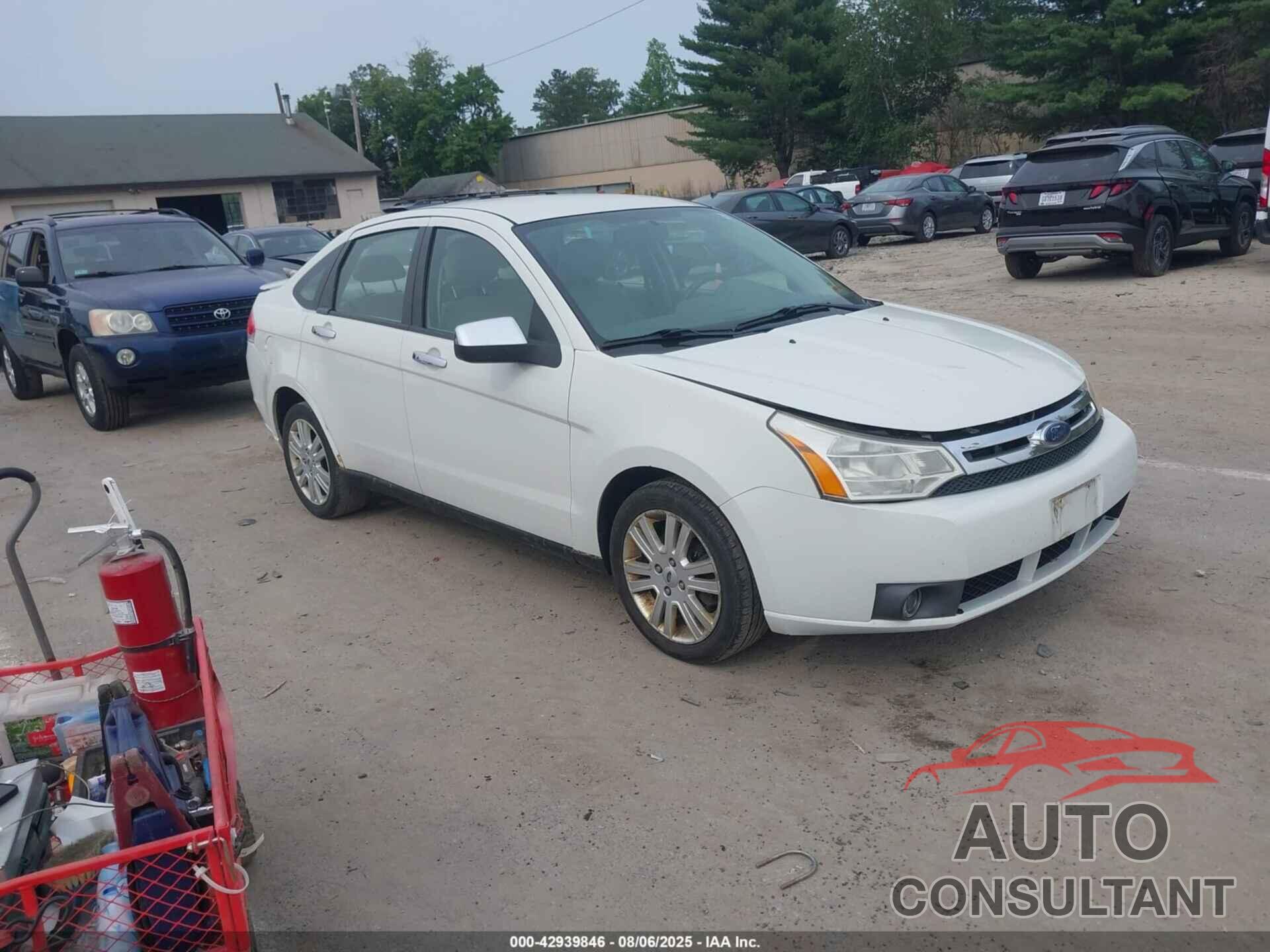 FORD FOCUS 2010 - 1FAHP3HN3AW275334