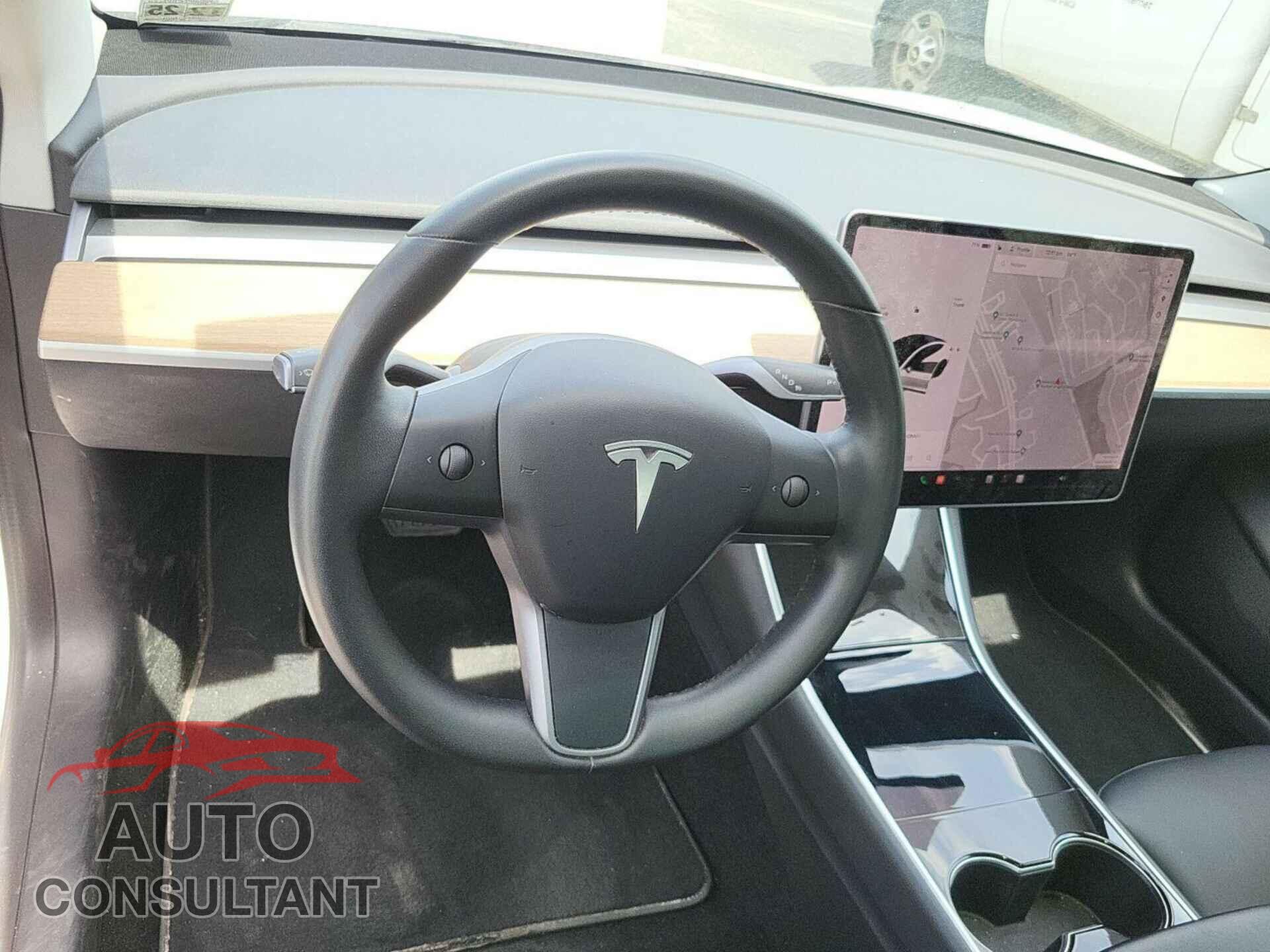 TESLA MODEL 3 2020 - 5YJ3E1EB1LF637306