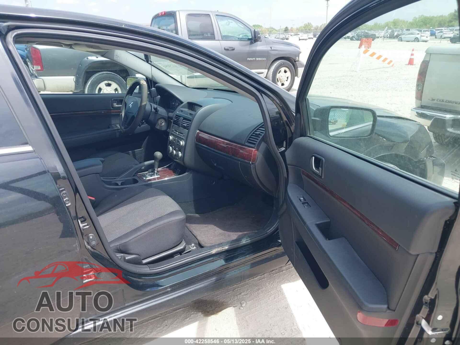 MITSUBISHI GALANT 2012 - 4A32B3FF4CE015007