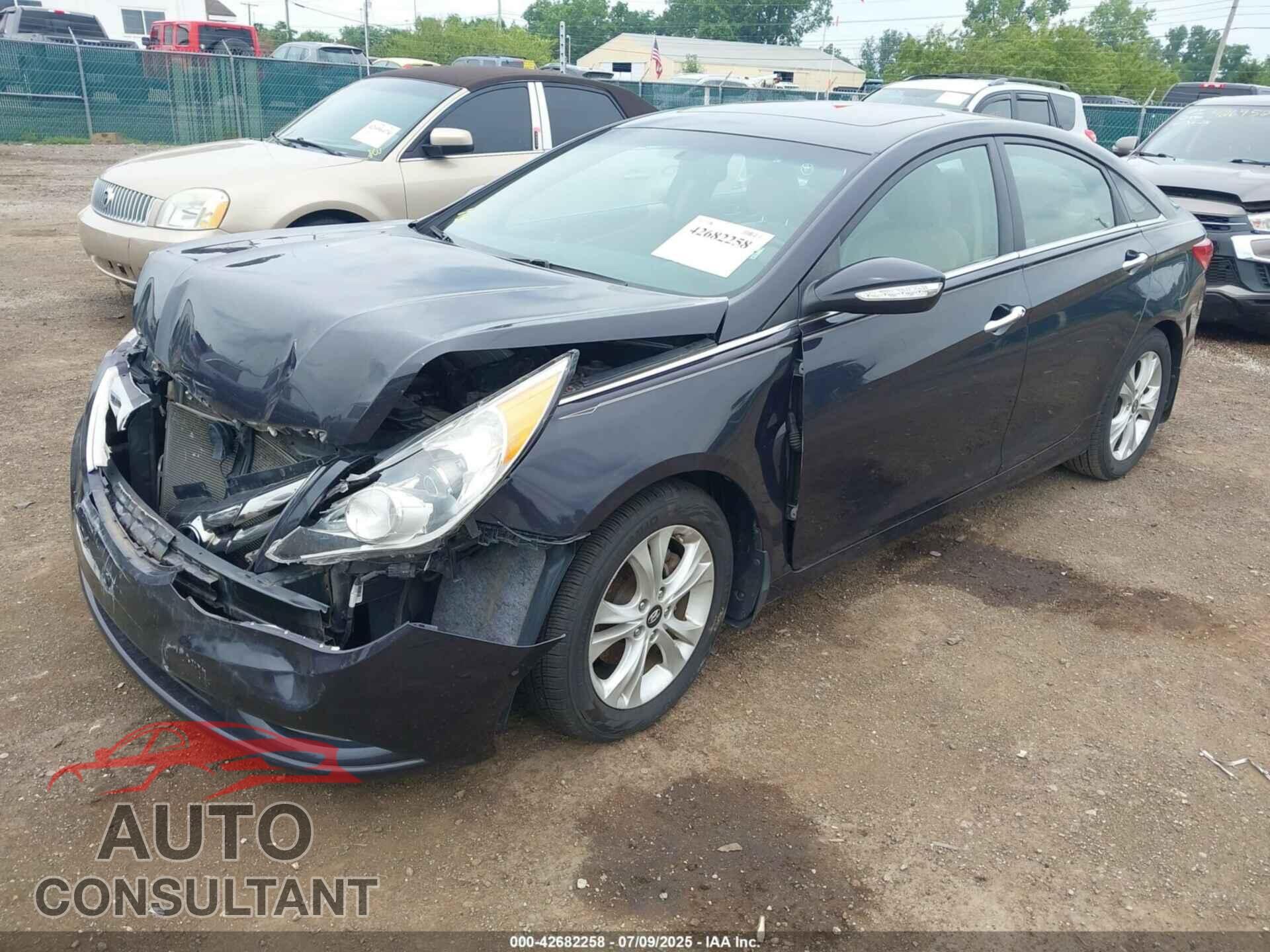 HYUNDAI SONATA 2011 - 5NPEC4AC6BH170785