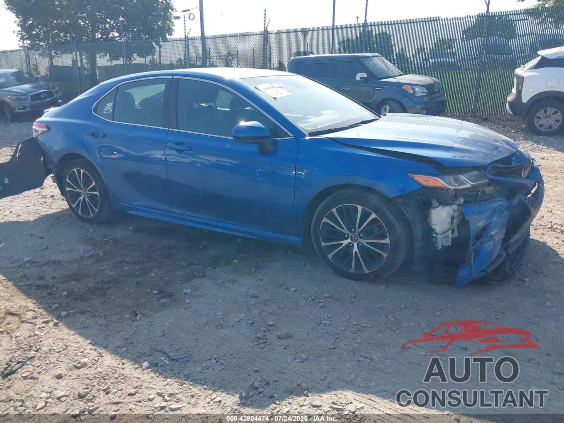 TOYOTA CAMRY 2018 - 4T1B11HK7JU049607