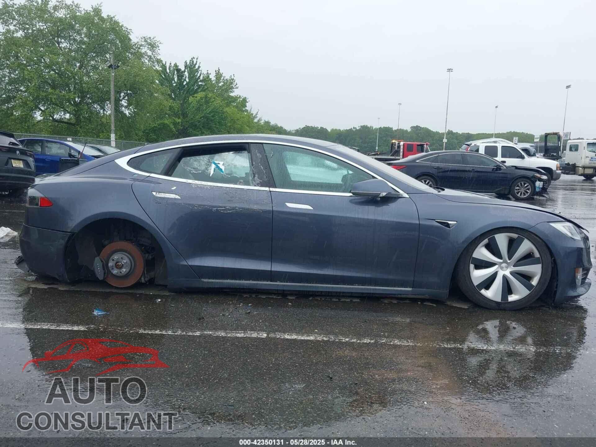 TESLA MODEL S 2020 - 5YJSA1E21LF413251