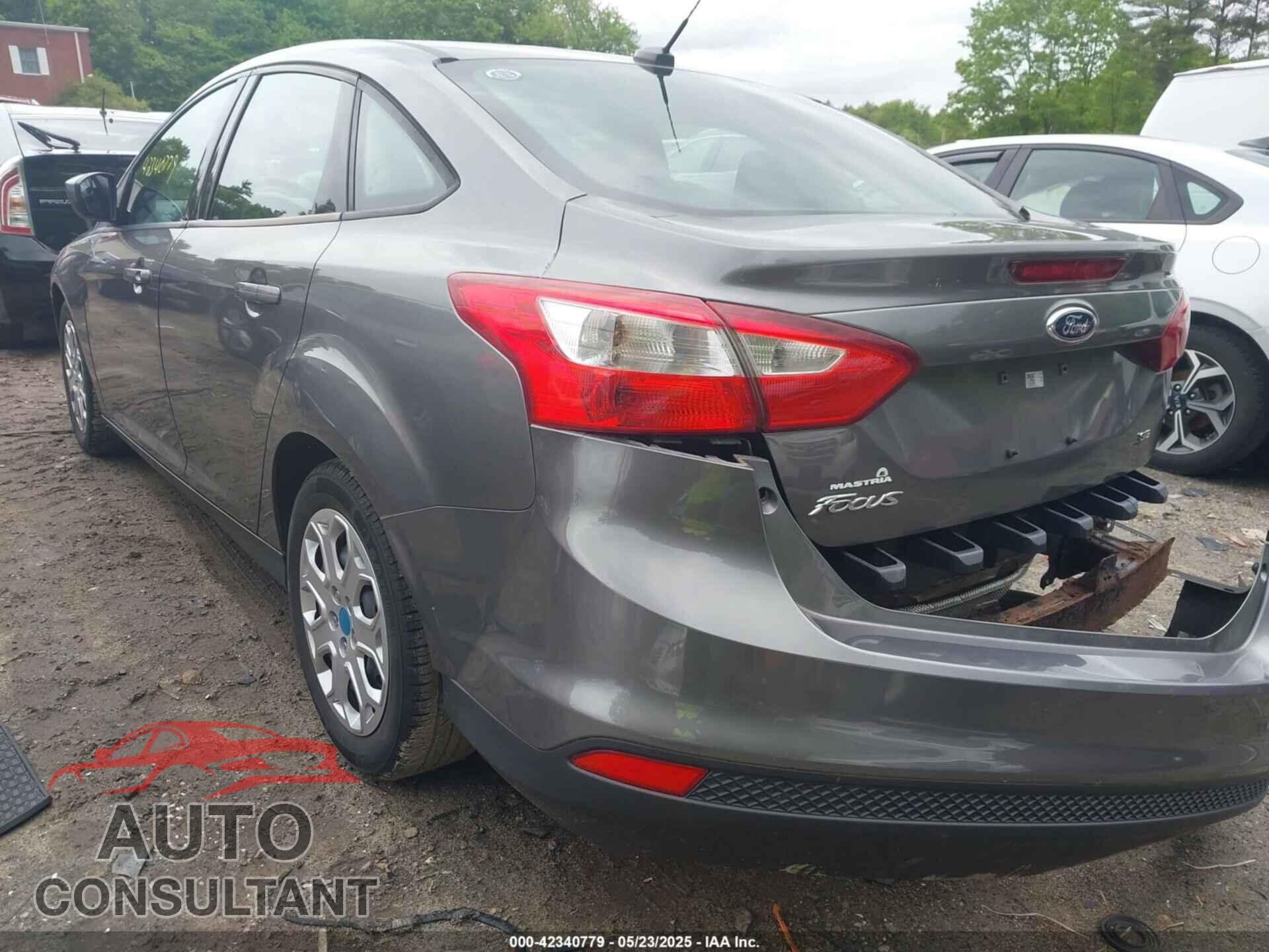 FORD FOCUS 2012 - 1FAHP3F20CL441810