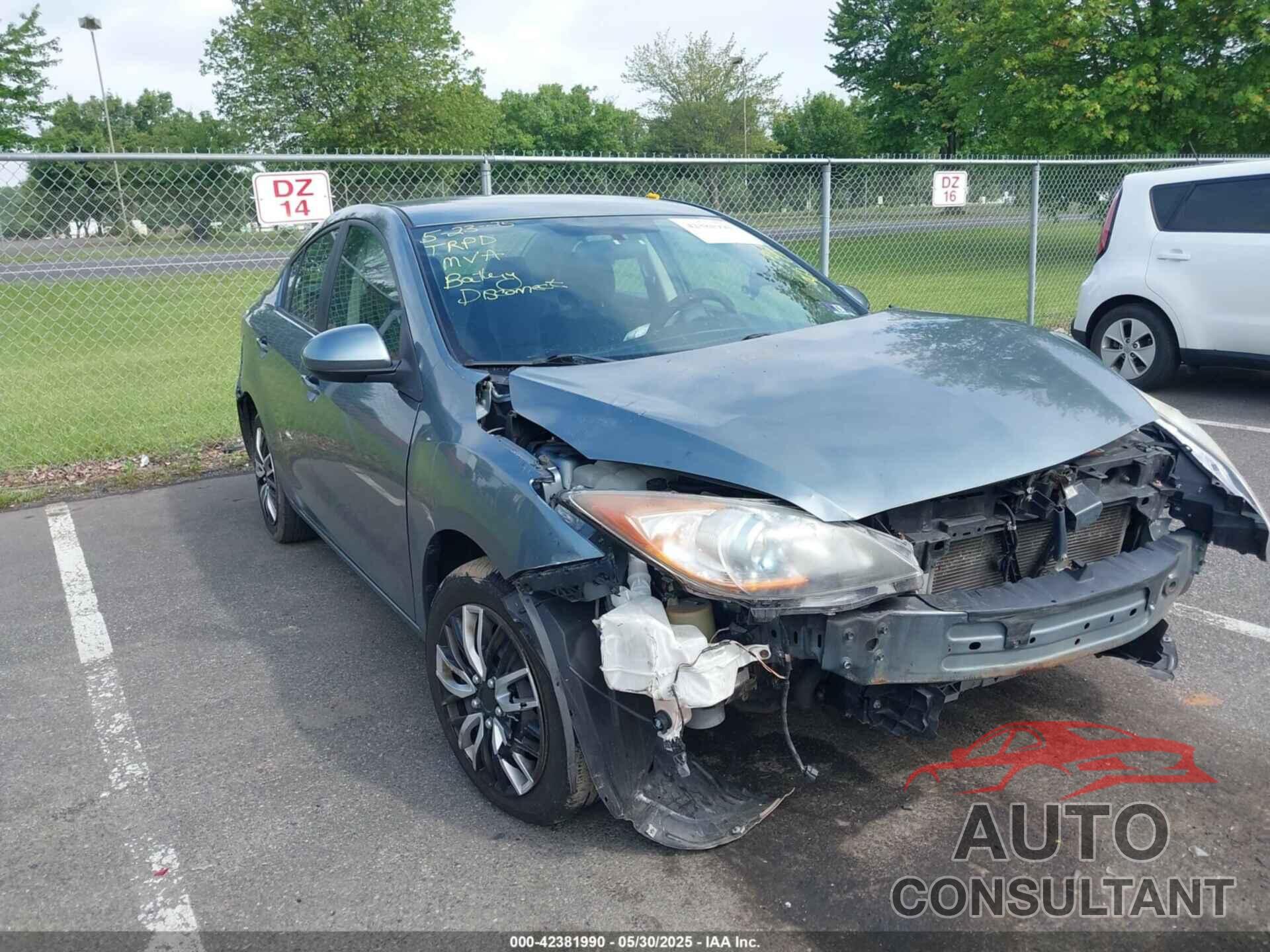 MAZDA MAZDA3 2013 - JM1BL1UPXD1750664