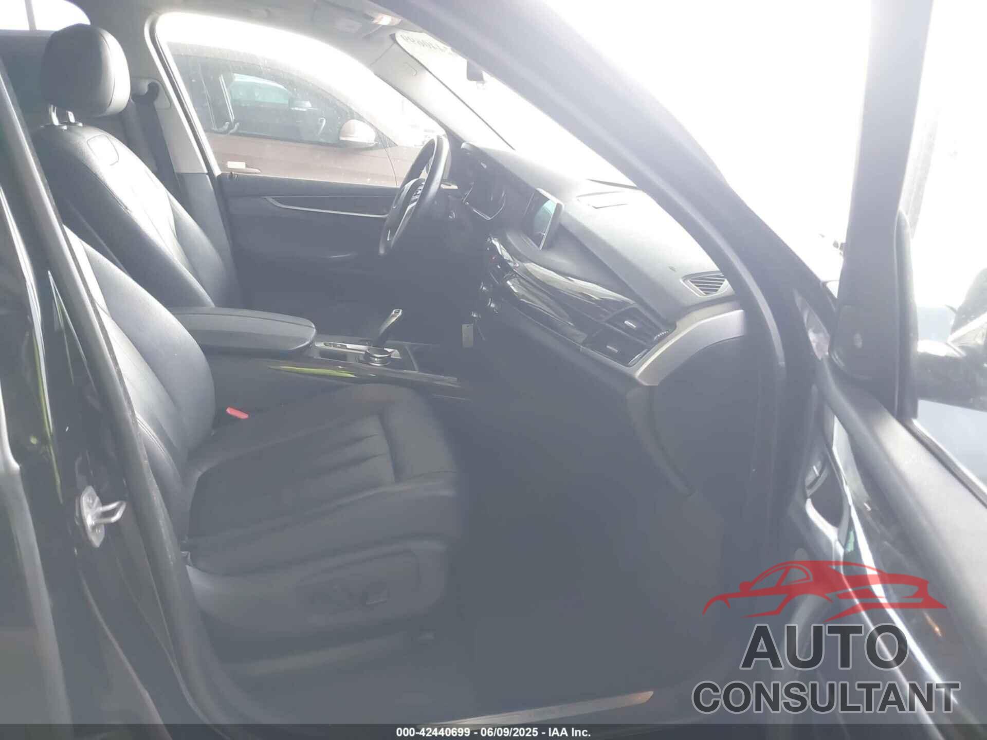 BMW X5 2015 - 5UXKR0C55F0P17877