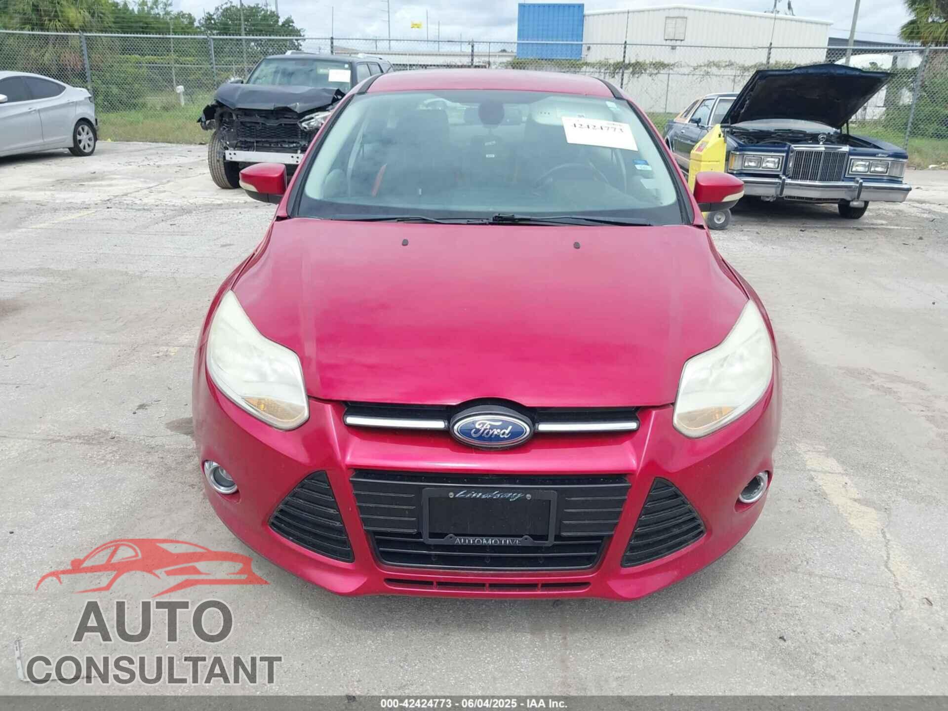 FORD FOCUS 2012 - 1FAHP3M24CL242536