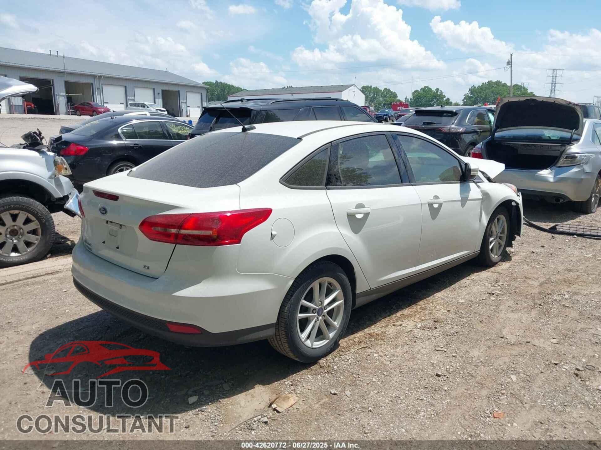FORD FOCUS 2017 - 1FADP3F2XHL332132