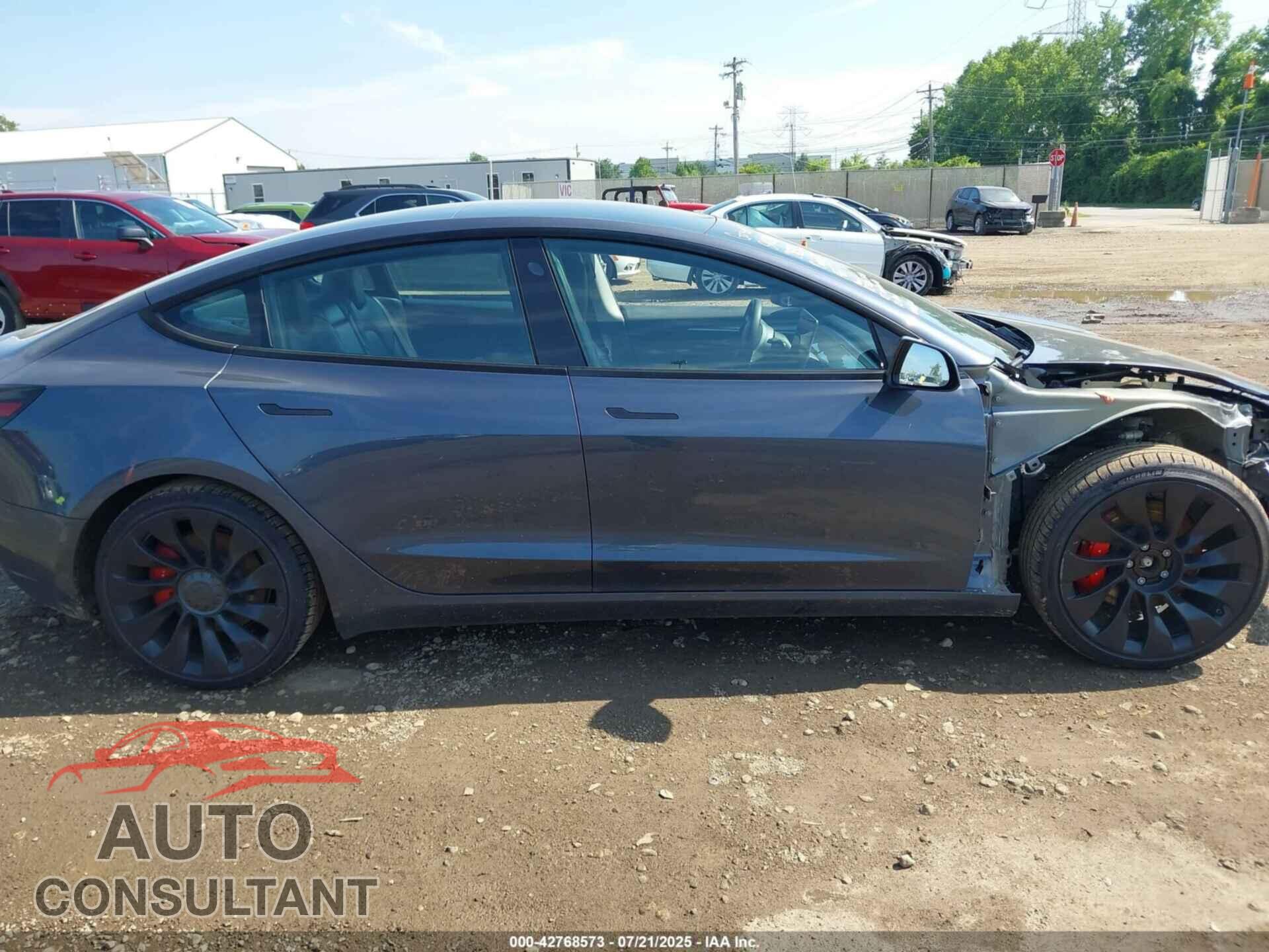 TESLA MODEL 3 2022 - 5YJ3E1EC9NF296359