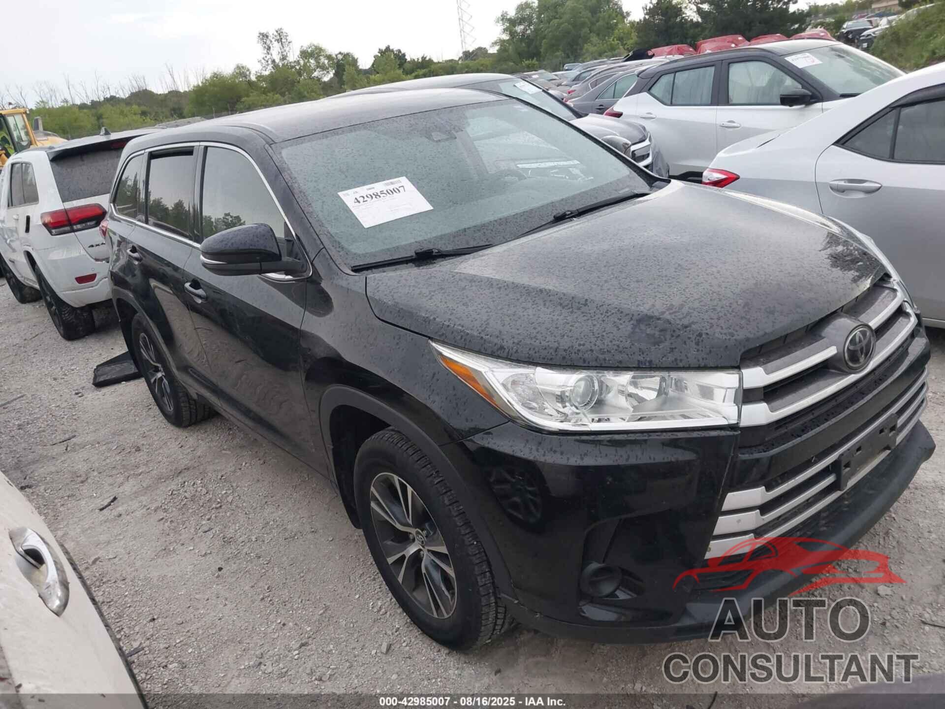 TOYOTA HIGHLANDER 2018 - 5TDBZRFH6JS819772