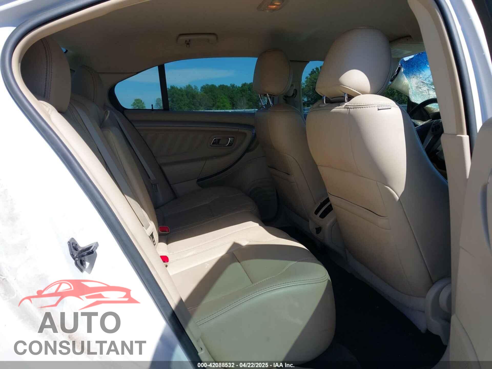 FORD TAURUS 2013 - 1FAHP2E80DG179961