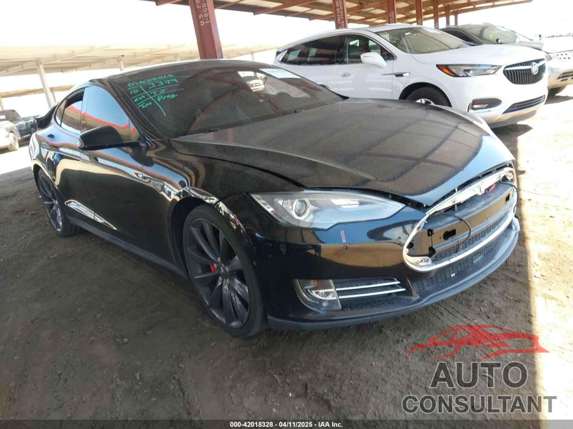 TESLA MODEL S 2014 - 5YJSA1H20EFP62979