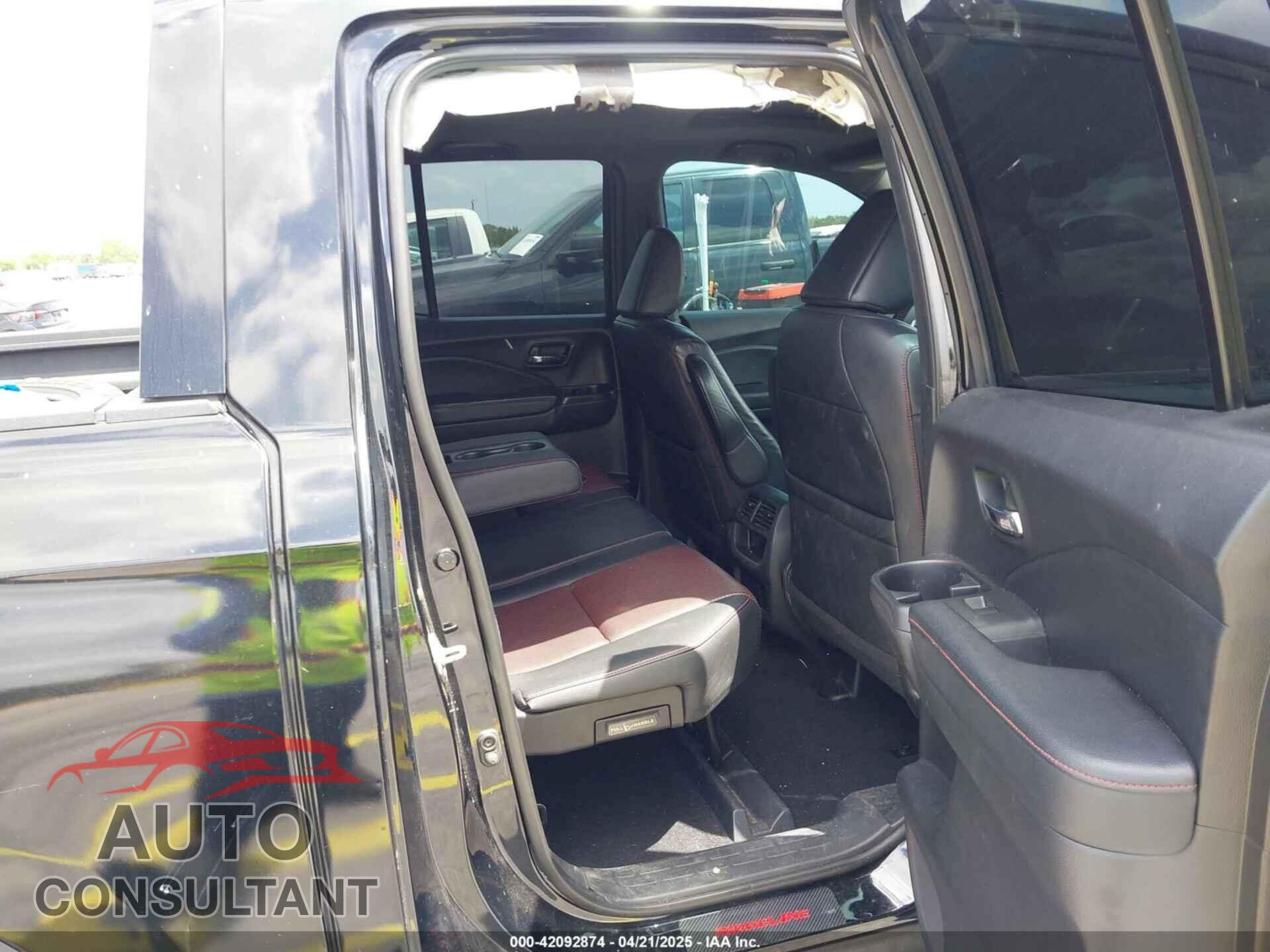 HONDA RIDGELINE 2018 - 5FPYK3F81JB017220