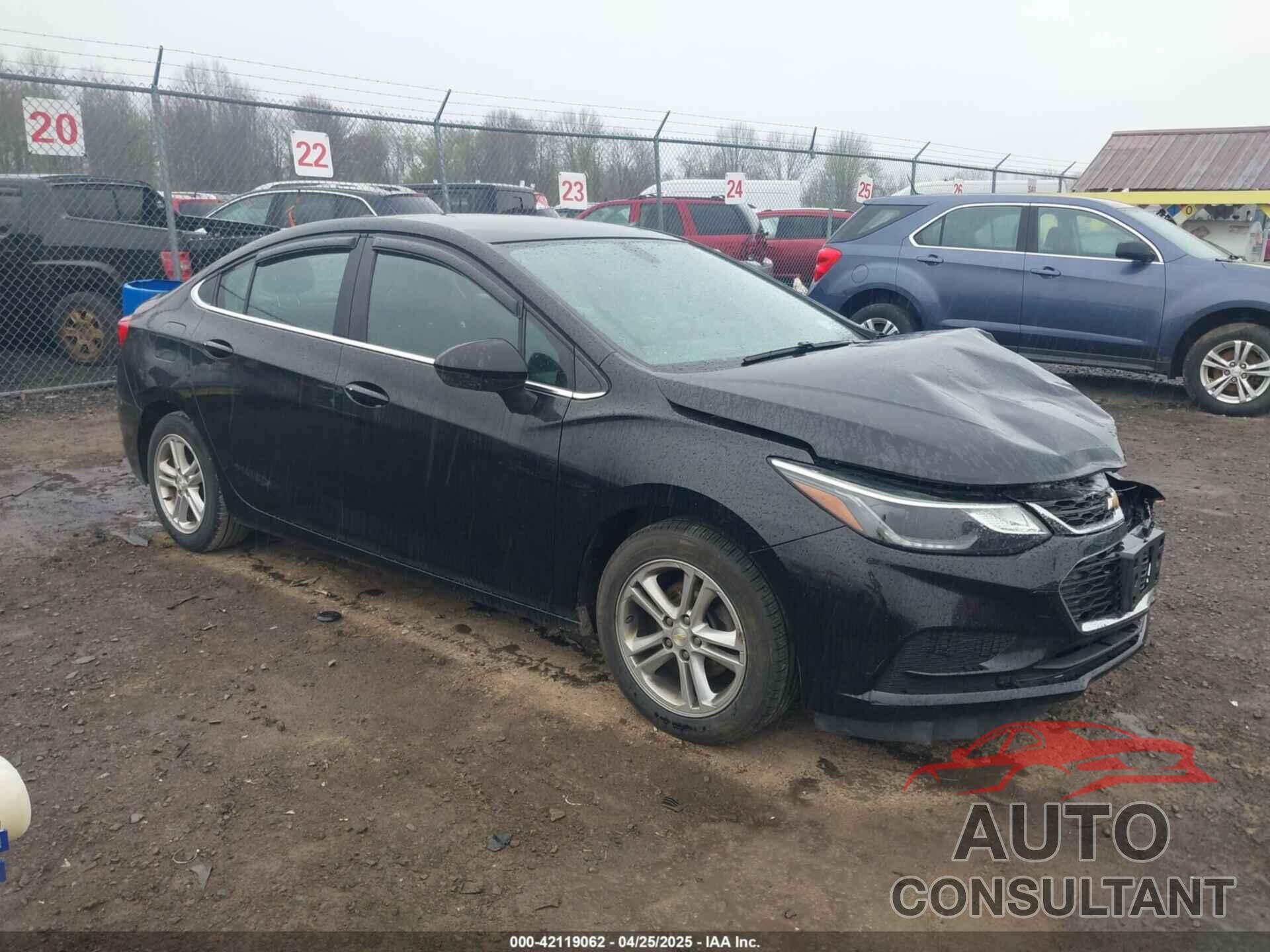 CHEVROLET CRUZE 2017 - 1G1BE5SM3H7197488