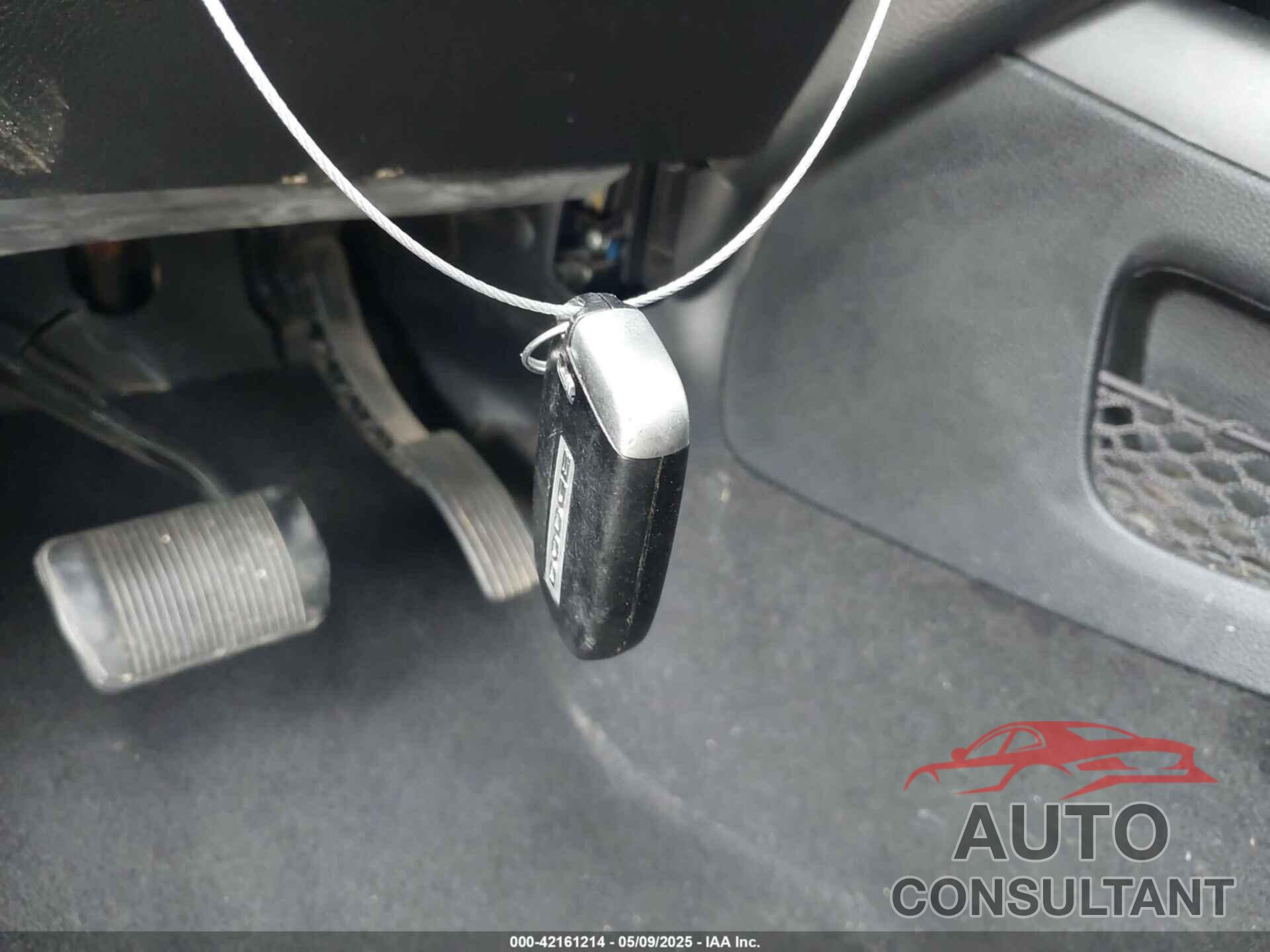 DODGE JOURNEY 2018 - 3C4PDCAB7JT363596