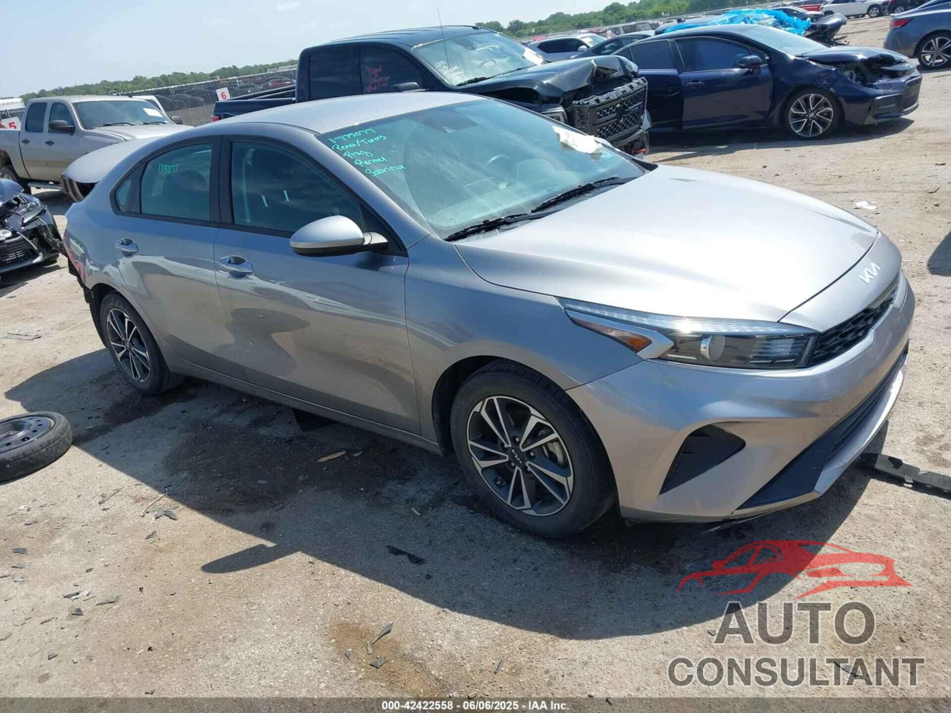 KIA FORTE 2023 - 3KPF24AD2PE529352
