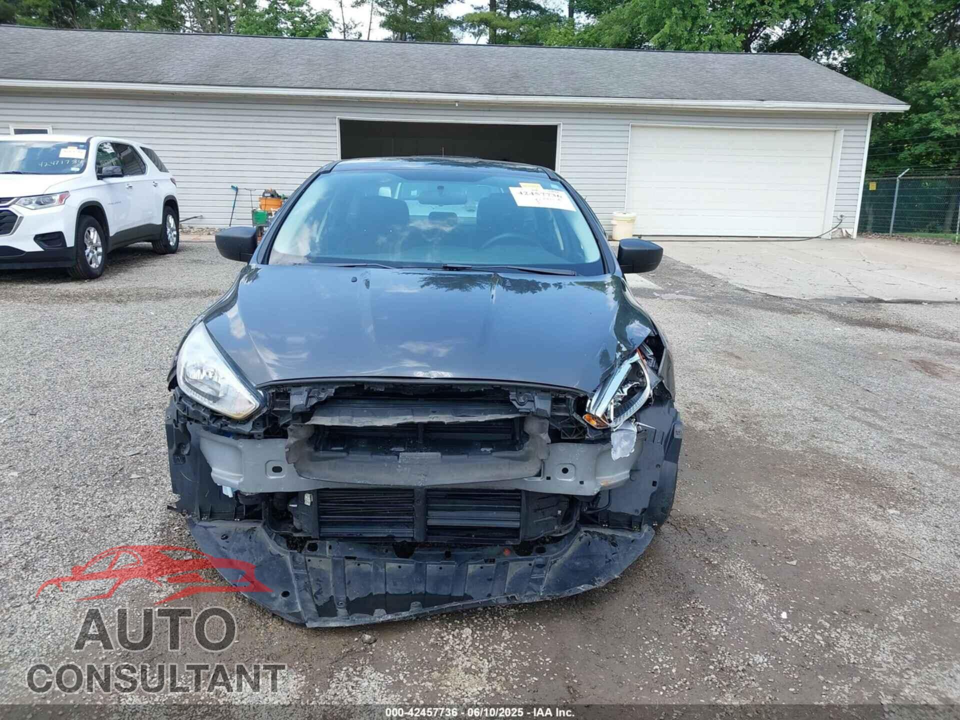 FORD FOCUS 2016 - 1FADP3E26GL207998