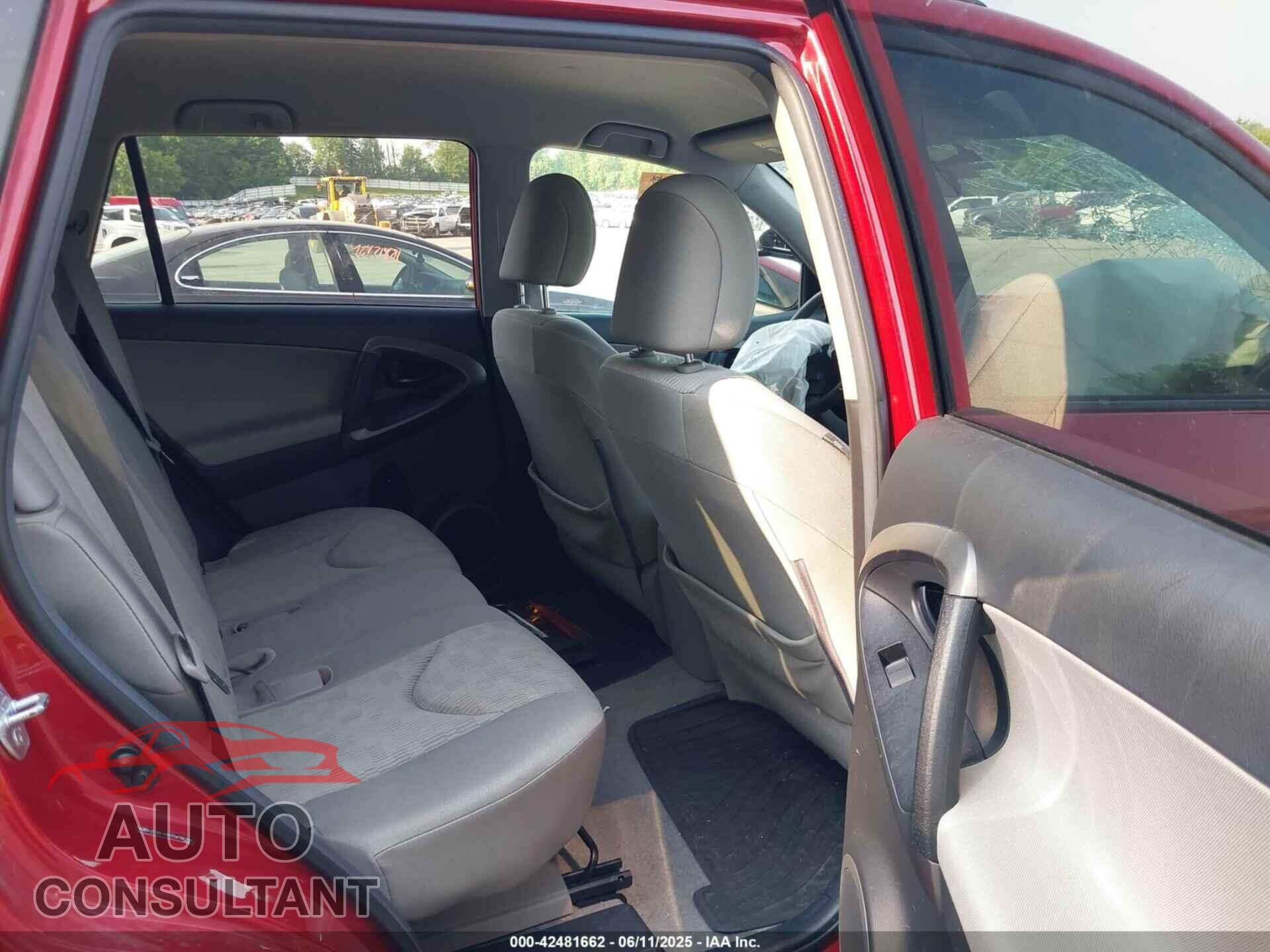 TOYOTA RAV4 2012 - 2T3BF4DV2CW196298