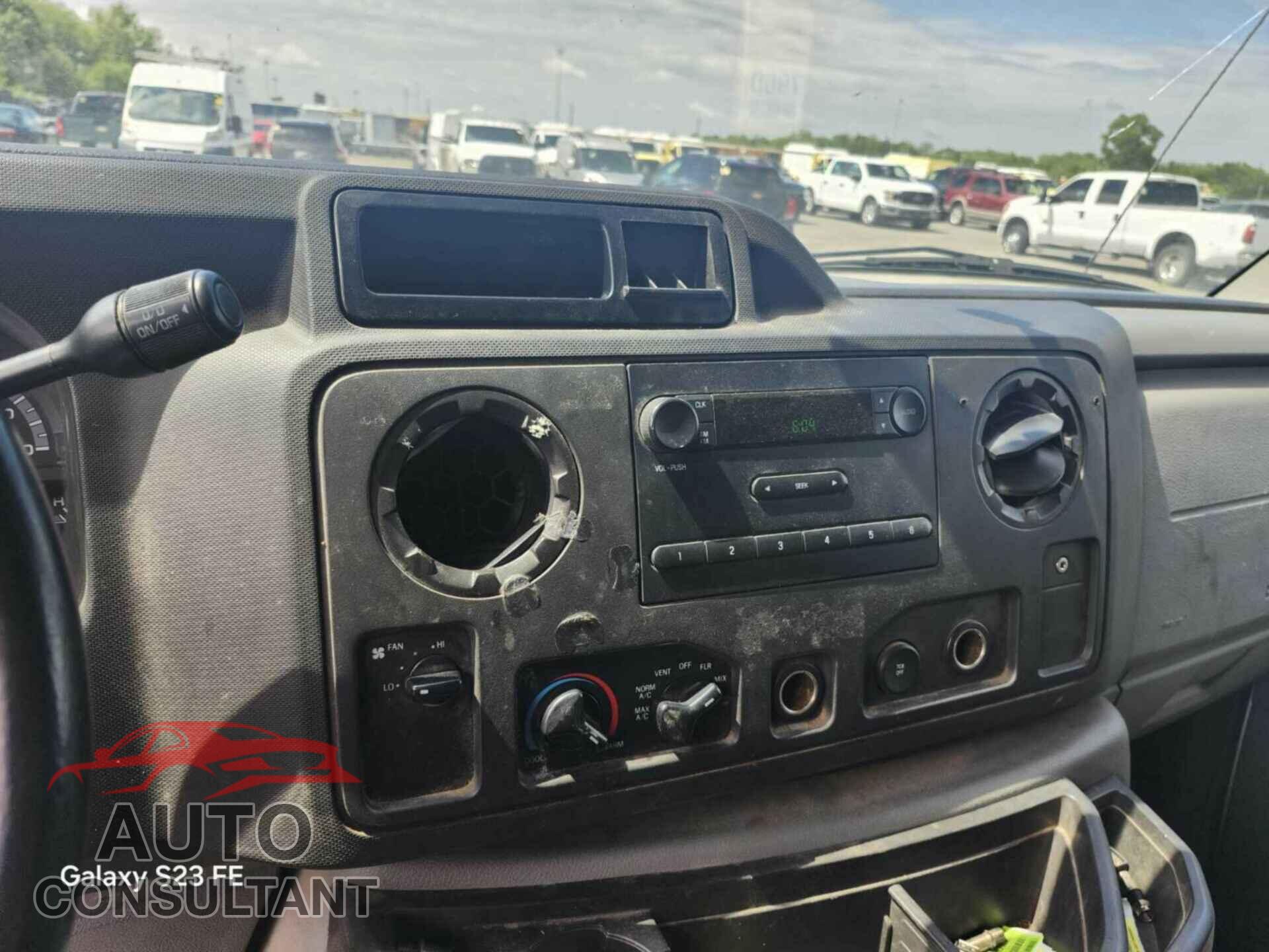 FORD ECONOLINE 2013 - 1FTNE2EW2DDB02611