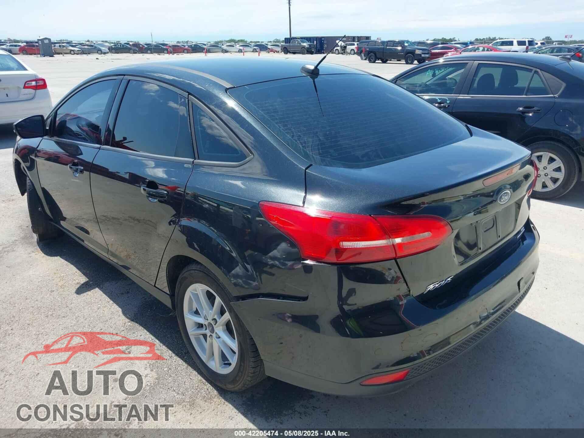 FORD FOCUS 2015 - 1FADP3F2XFL313657
