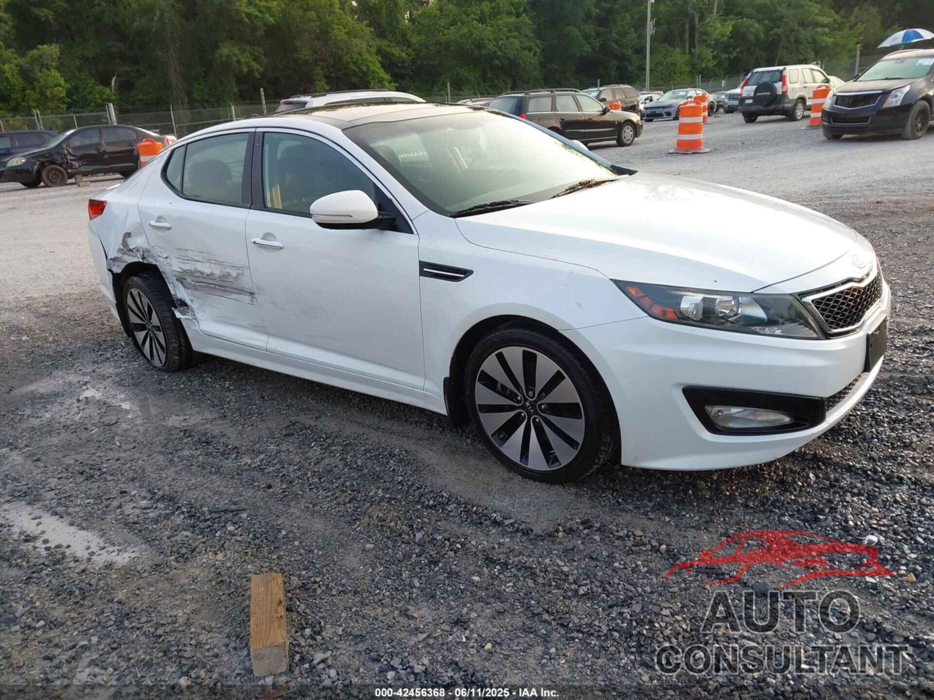 KIA OPTIMA 2012 - 5XXGR4A66CG010288