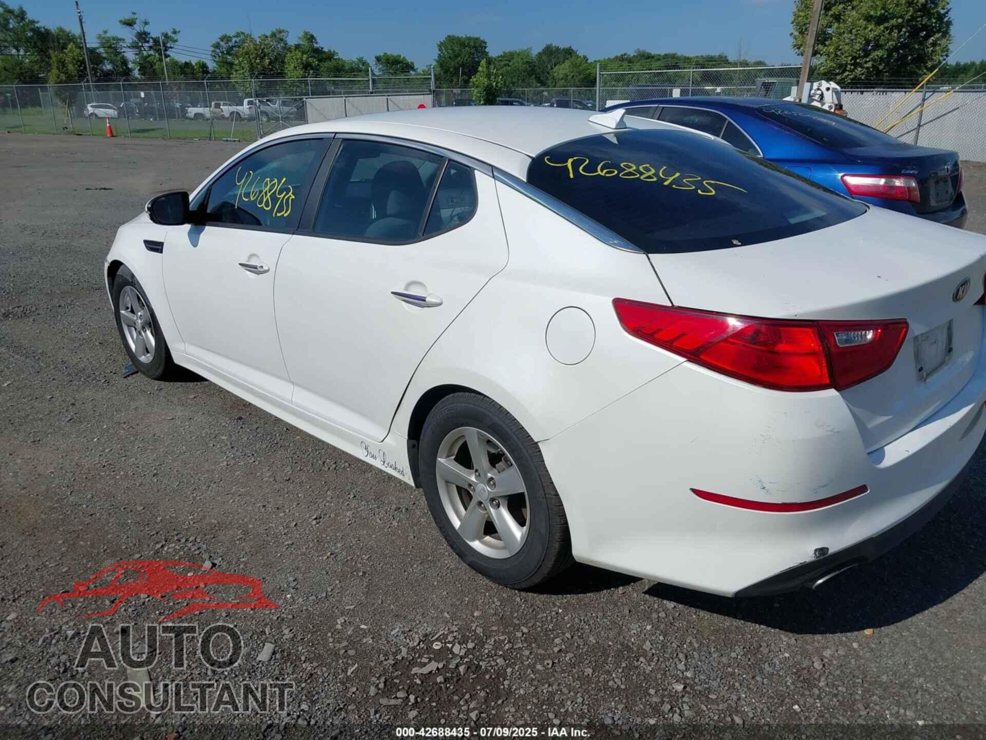 KIA OPTIMA 2015 - KNAGM4A78F5600392